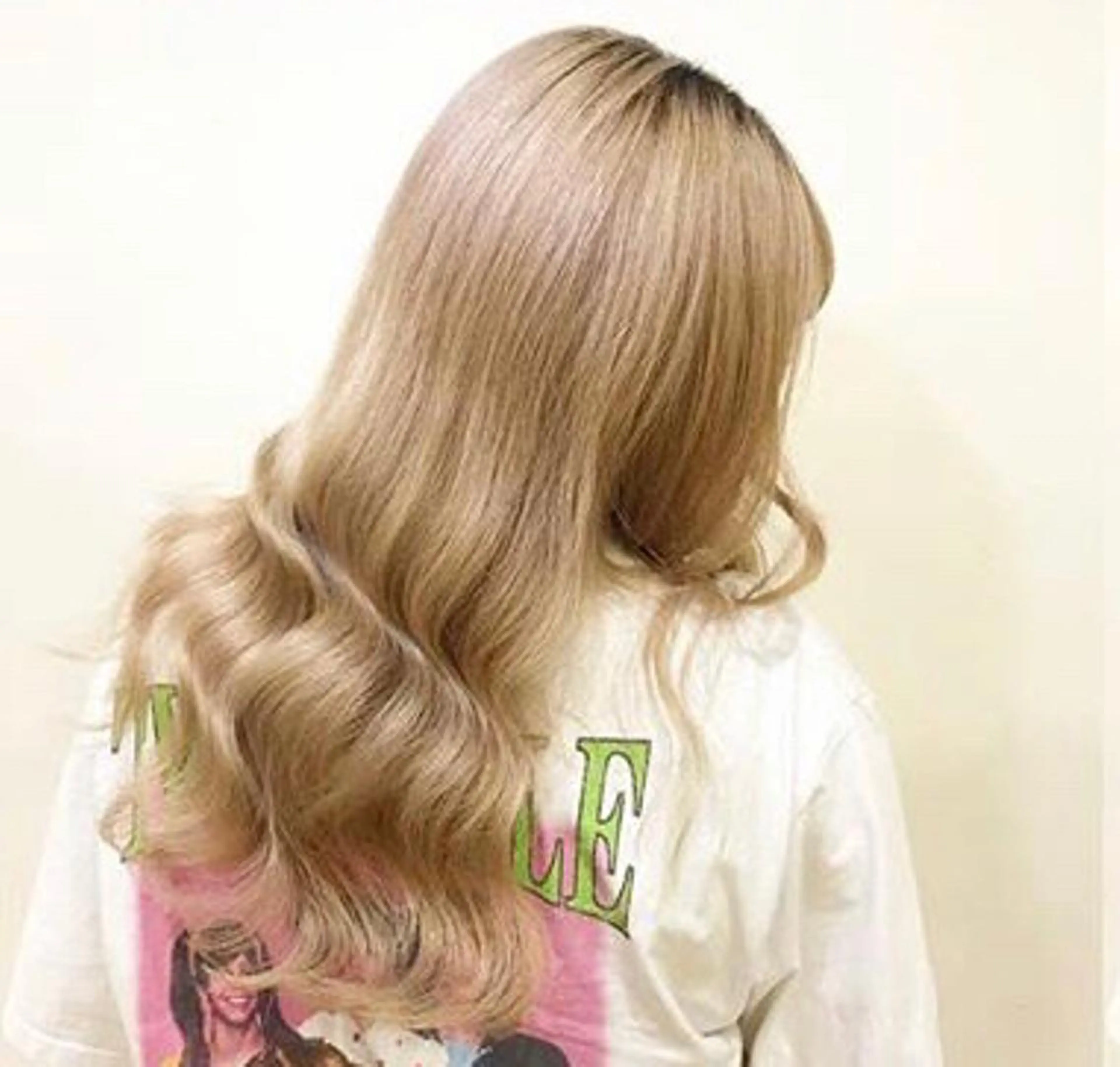 ロング カラー ヘアアレンジ TSUNA 🌙 Lim 五反田のマツエク・マツパデザイン