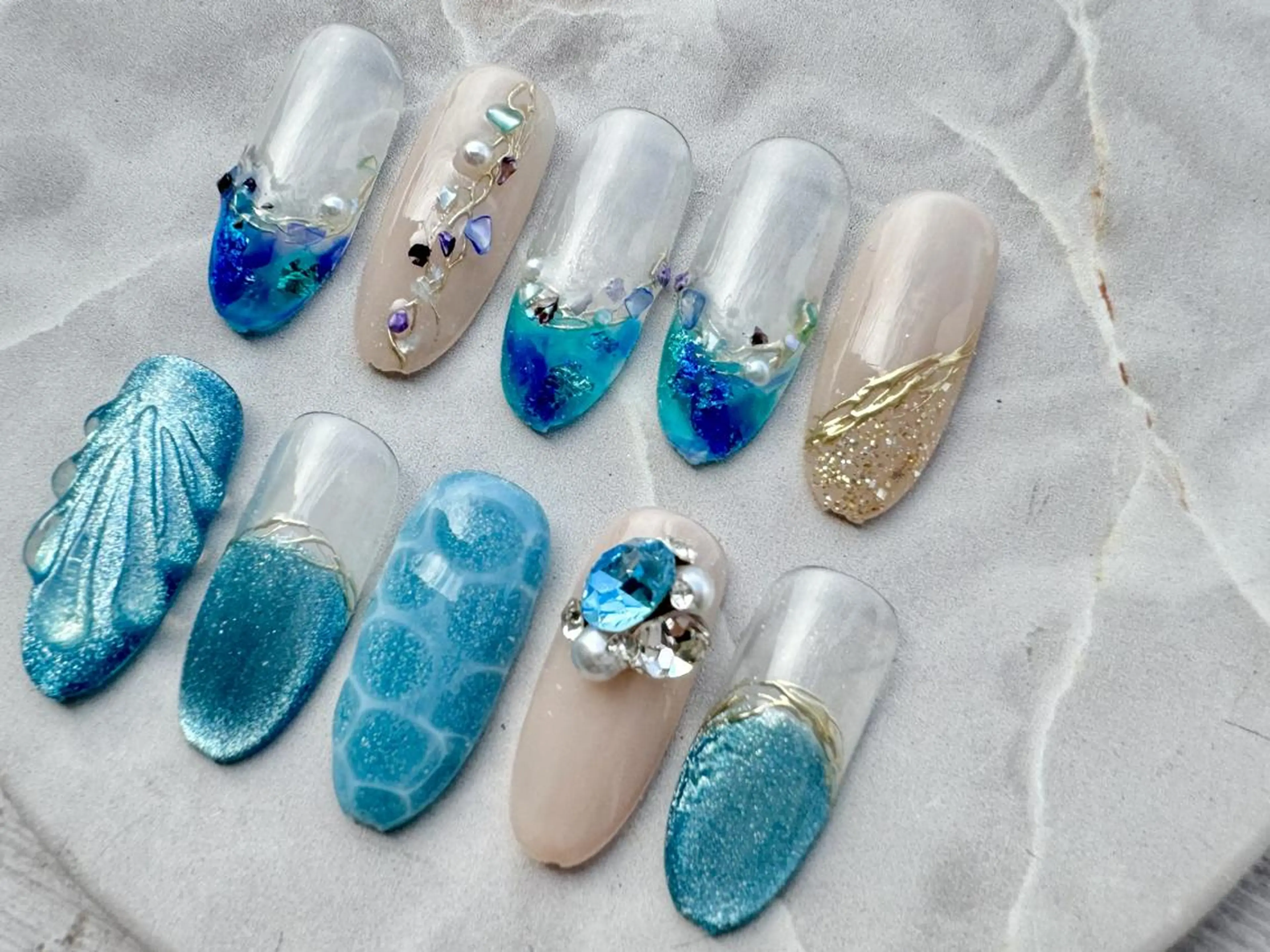 ネイル Miimo💅🏻 ほのか‪ ·͜·♡‬のネイルデザイン
