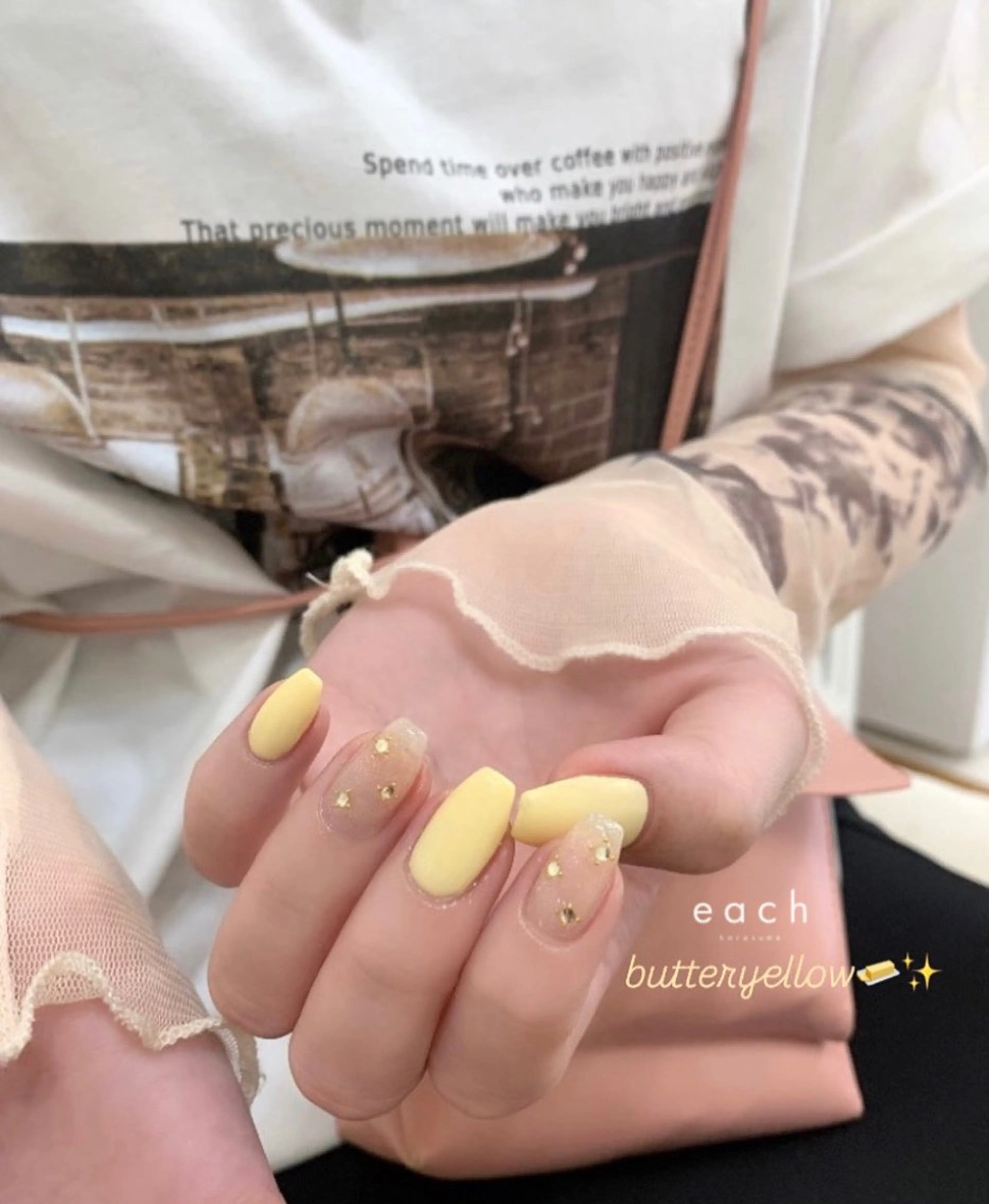 ネイル each Hibikiのネイルデザイン