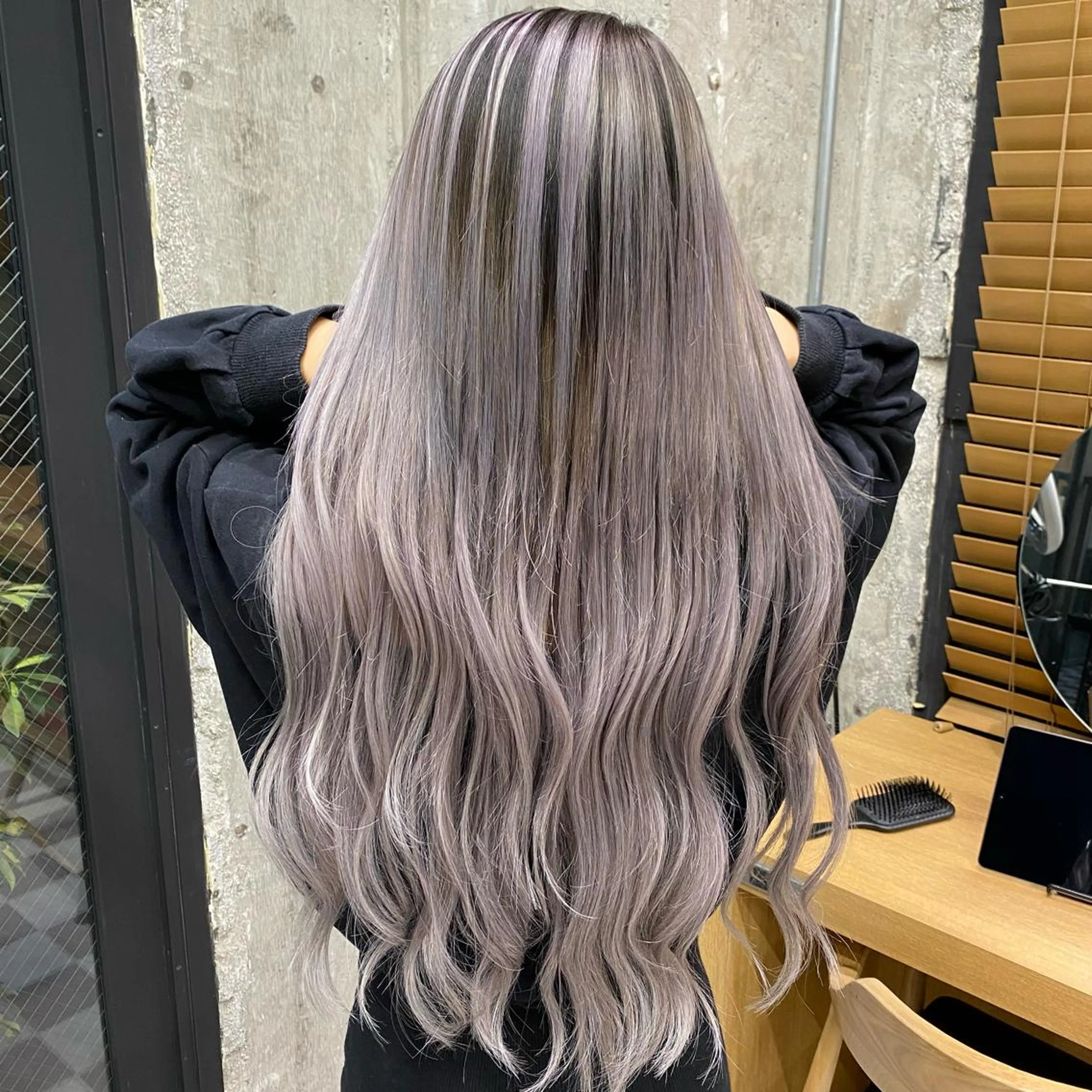 ロング カラー バレイヤージュ エクステ レイヤーカット 🌈透明感カラー ✨松田龍也🌈のヘアスタイル