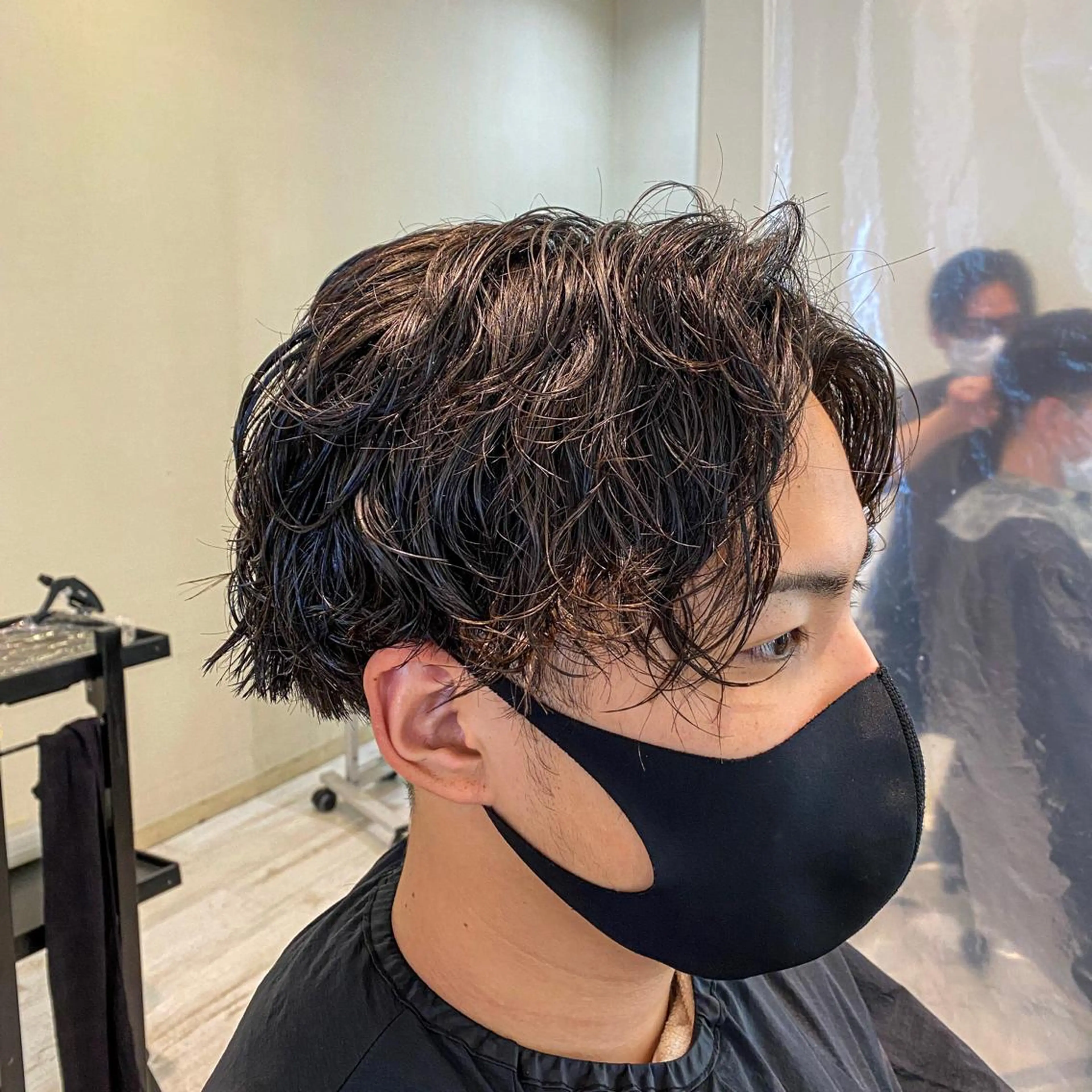 パーマ メンズ カット パーマ トリートメント スパイラル波巻き パーマ井本汰壱のヘアスタイル