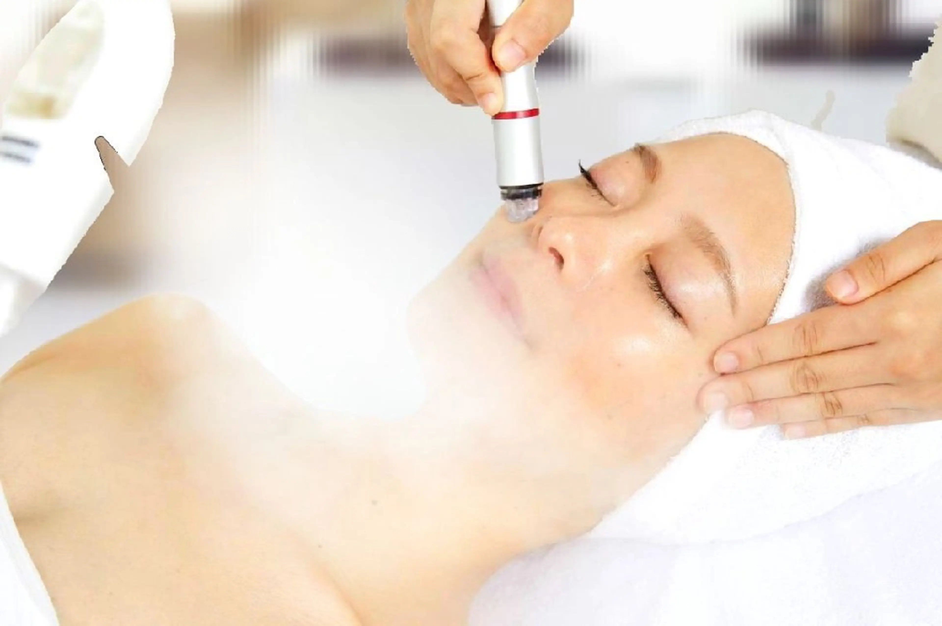 【期間限定価格】汚れがごっそり！毛穴洗浄ハイドラフェイシャルの写真