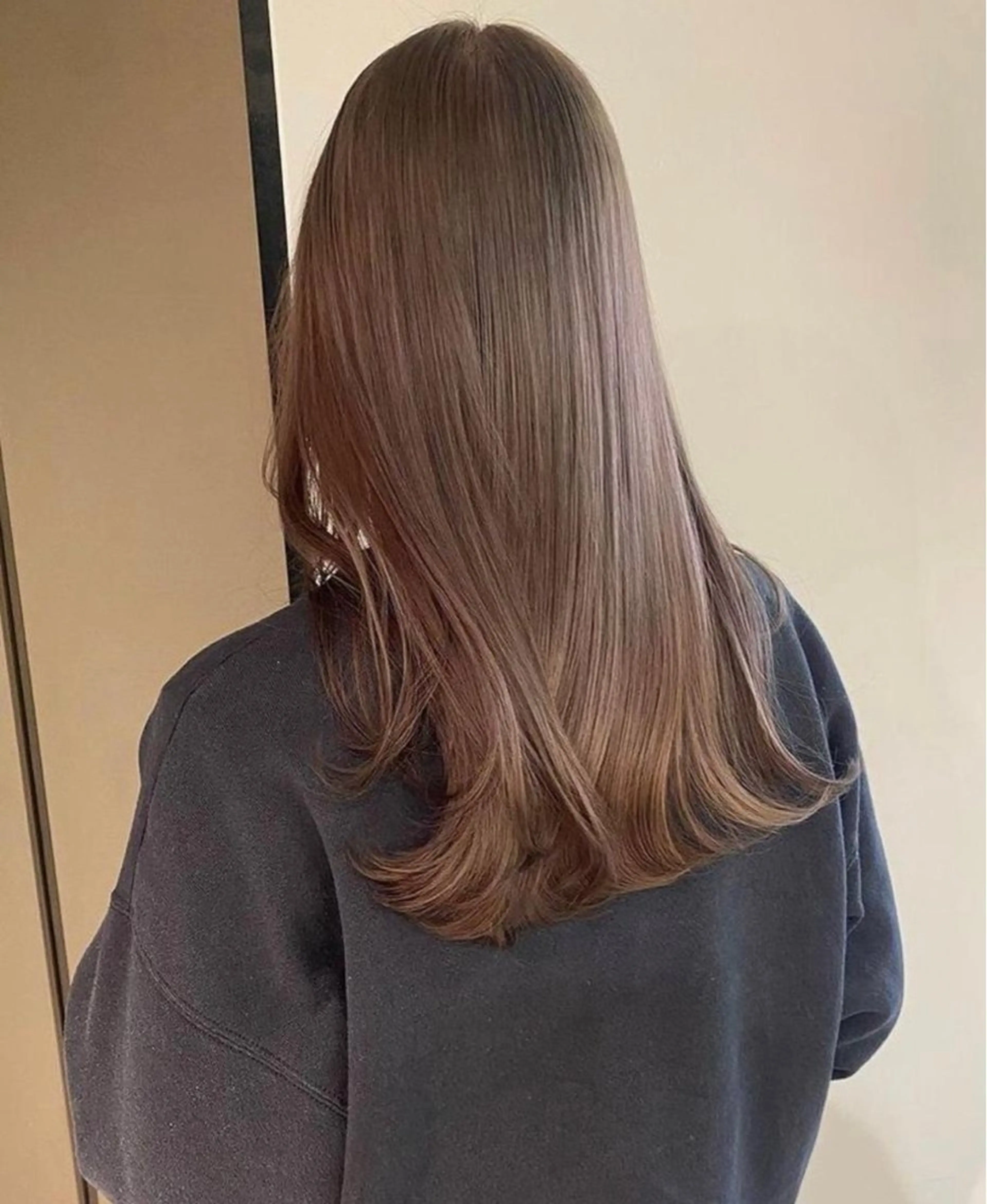 ロング カラー ベージュカラー ブリーチ ハイトーンカラー 原宿/ケパーマ 🧺ユウマのヘアスタイル
