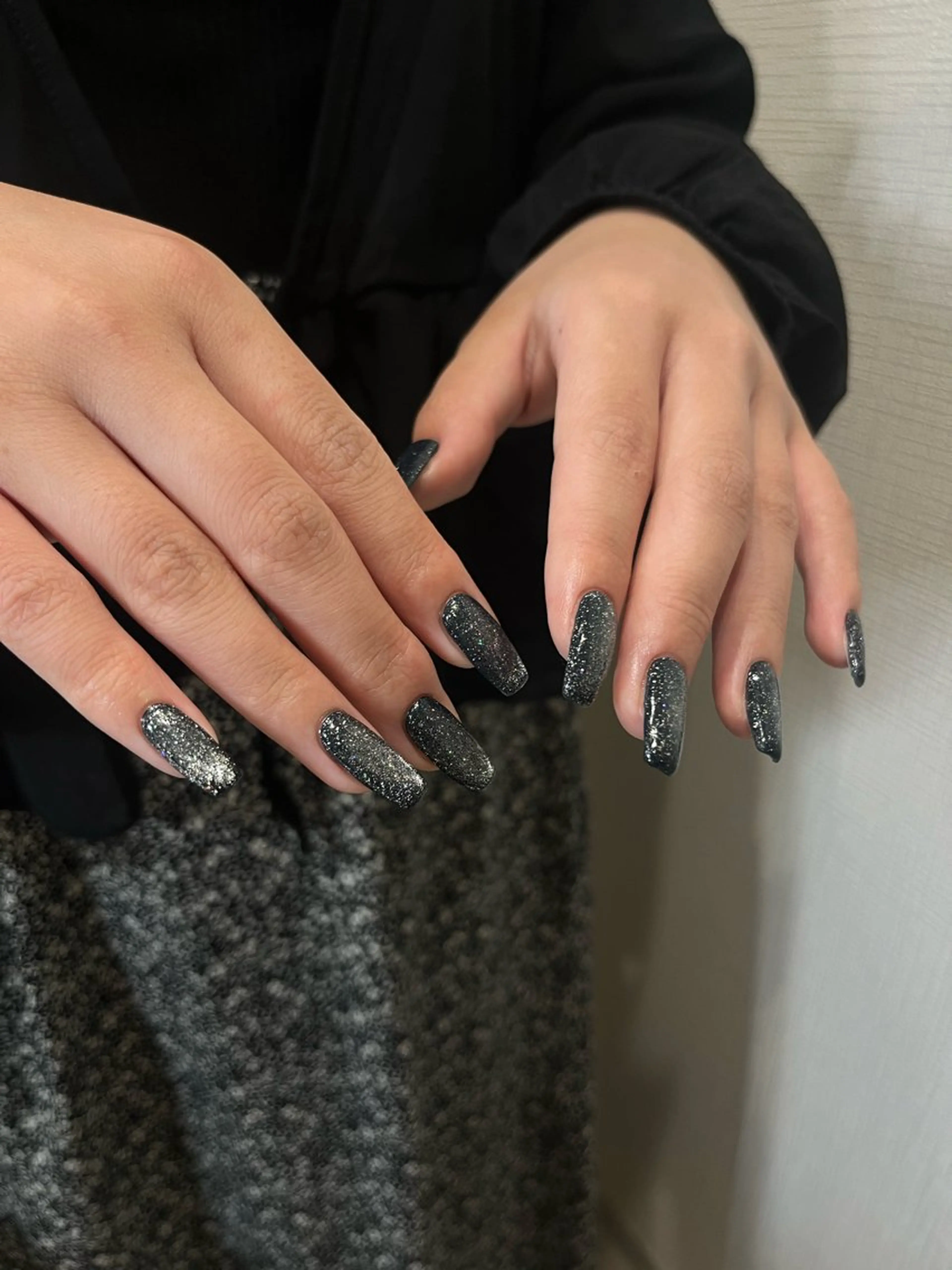 ネイル ブルー フラッシュネイル フラッシュマグ グリーン atelier moi所属・atelier moiのネイルデザイン