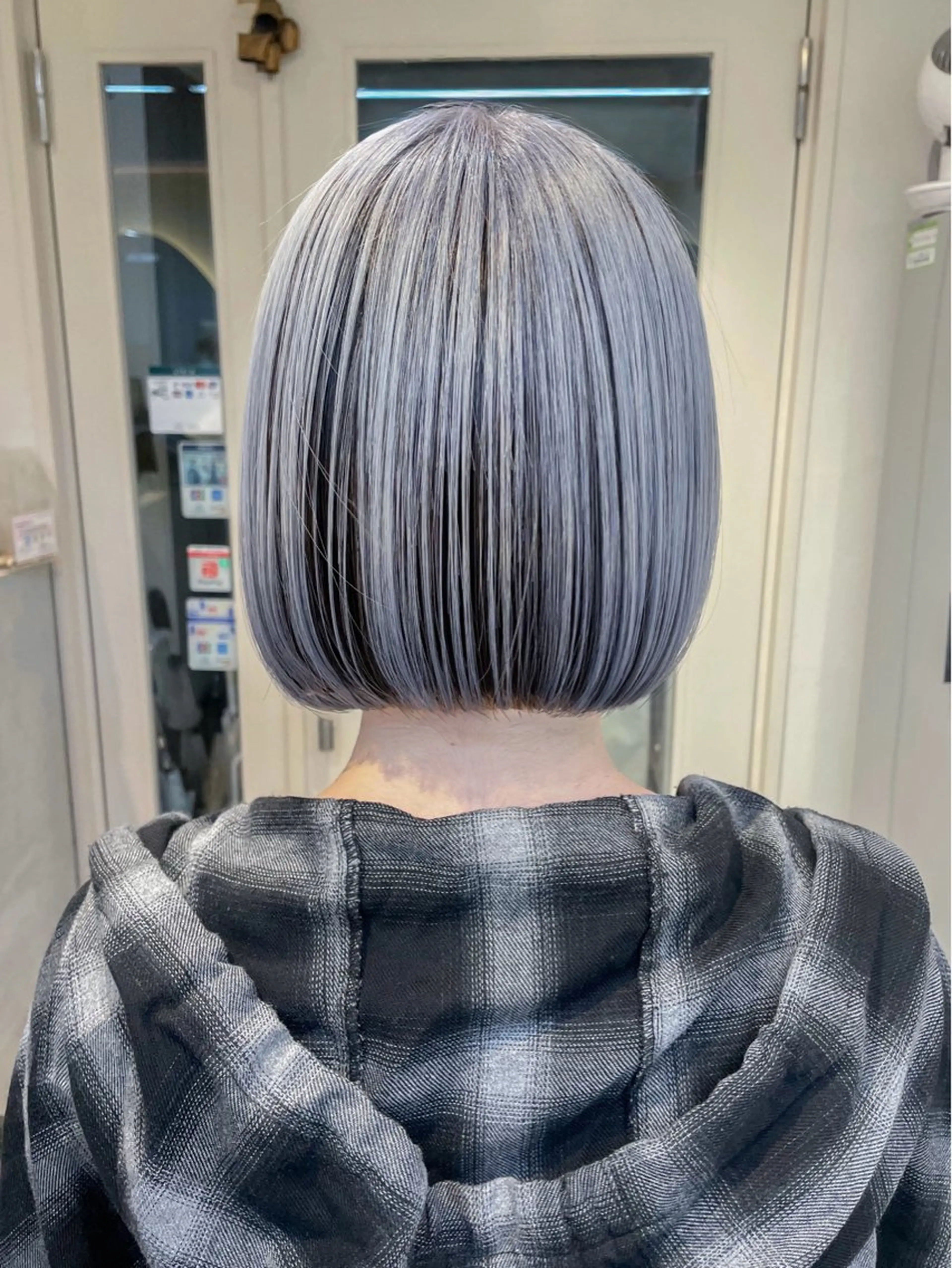 ミディアム カラー ブリーチ デザインカラー カット ヘアカラー トリートメント ボブ ブリーチ/miinaのヘアスタイル