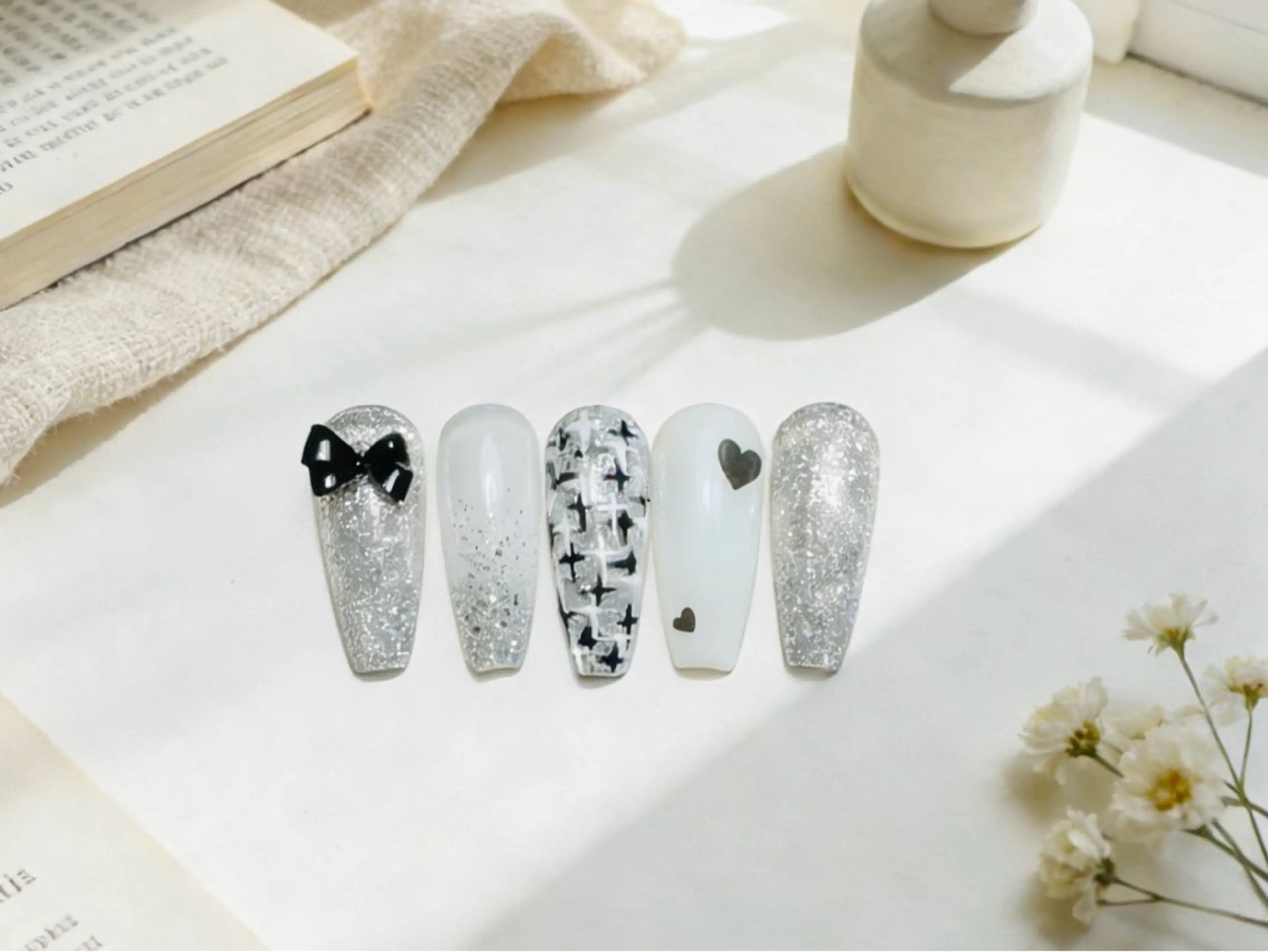 ネイル ハンドネイル メルシー リリのネイルデザイン