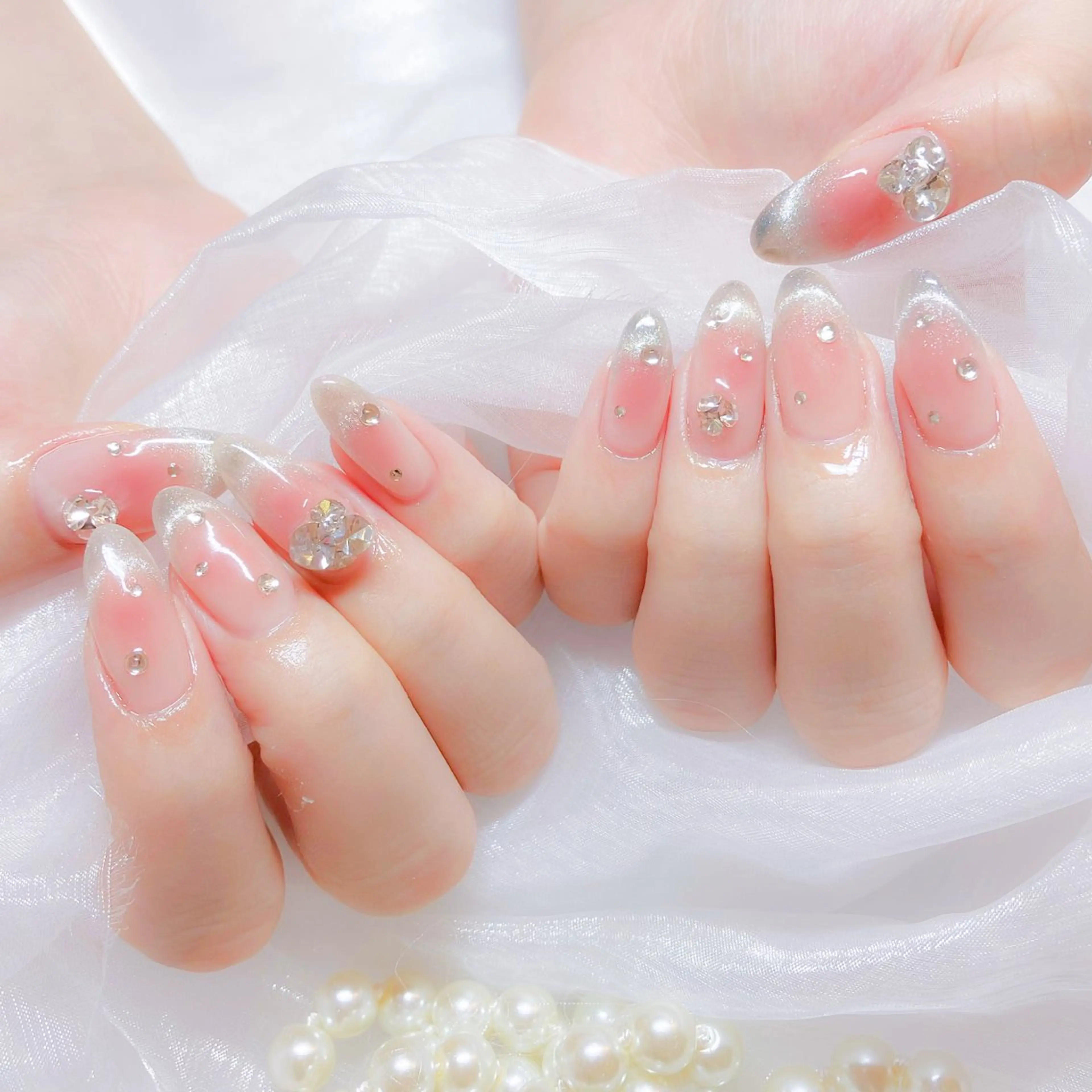 ネイル オーロラネイル フラッシュネイル ジェルネイル 氷ネイル・うるうるネイル キラキラネイル Amour baseのネイルデザイン