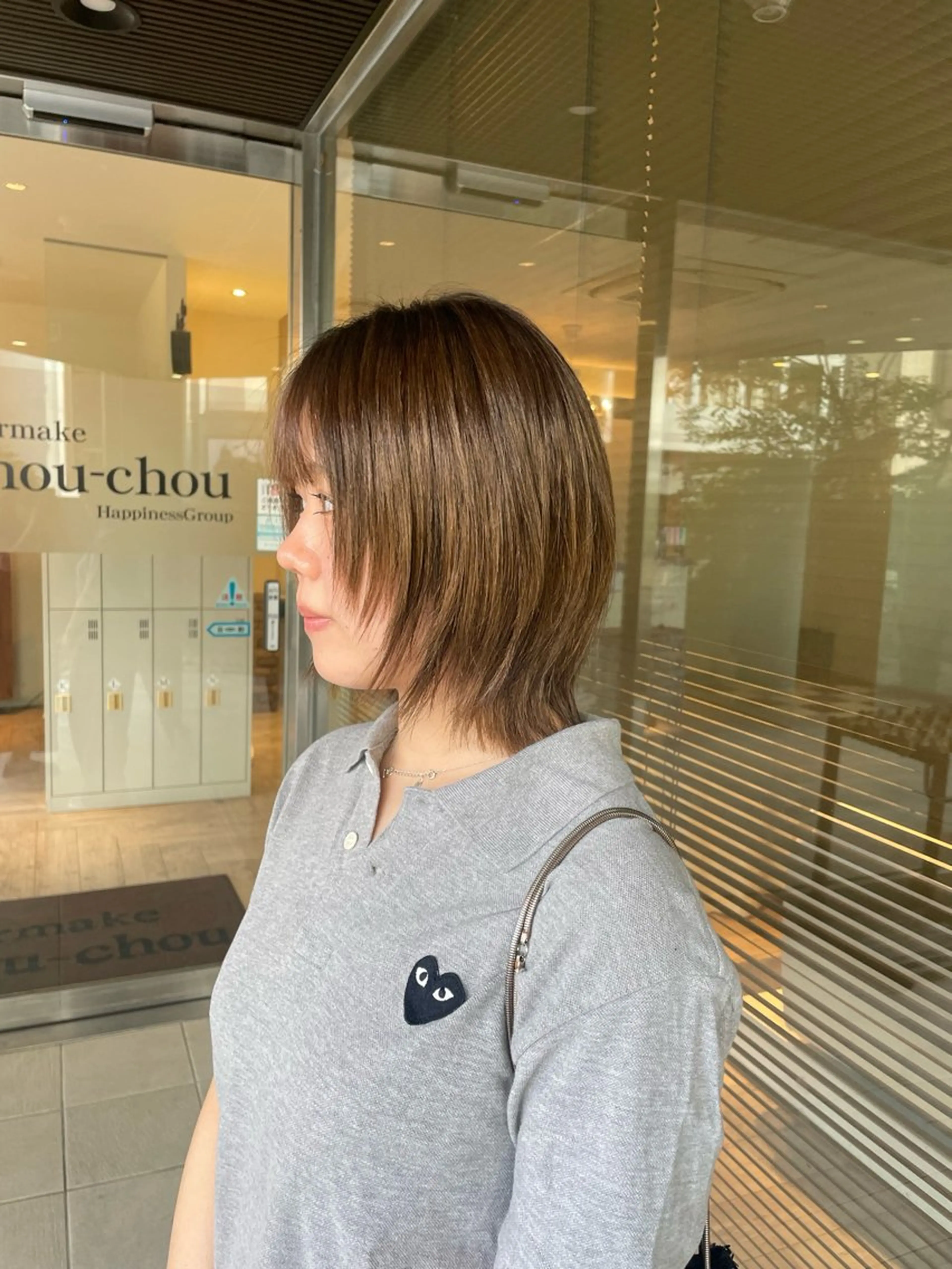 ミディアム 西山 瑞希のヘアスタイル