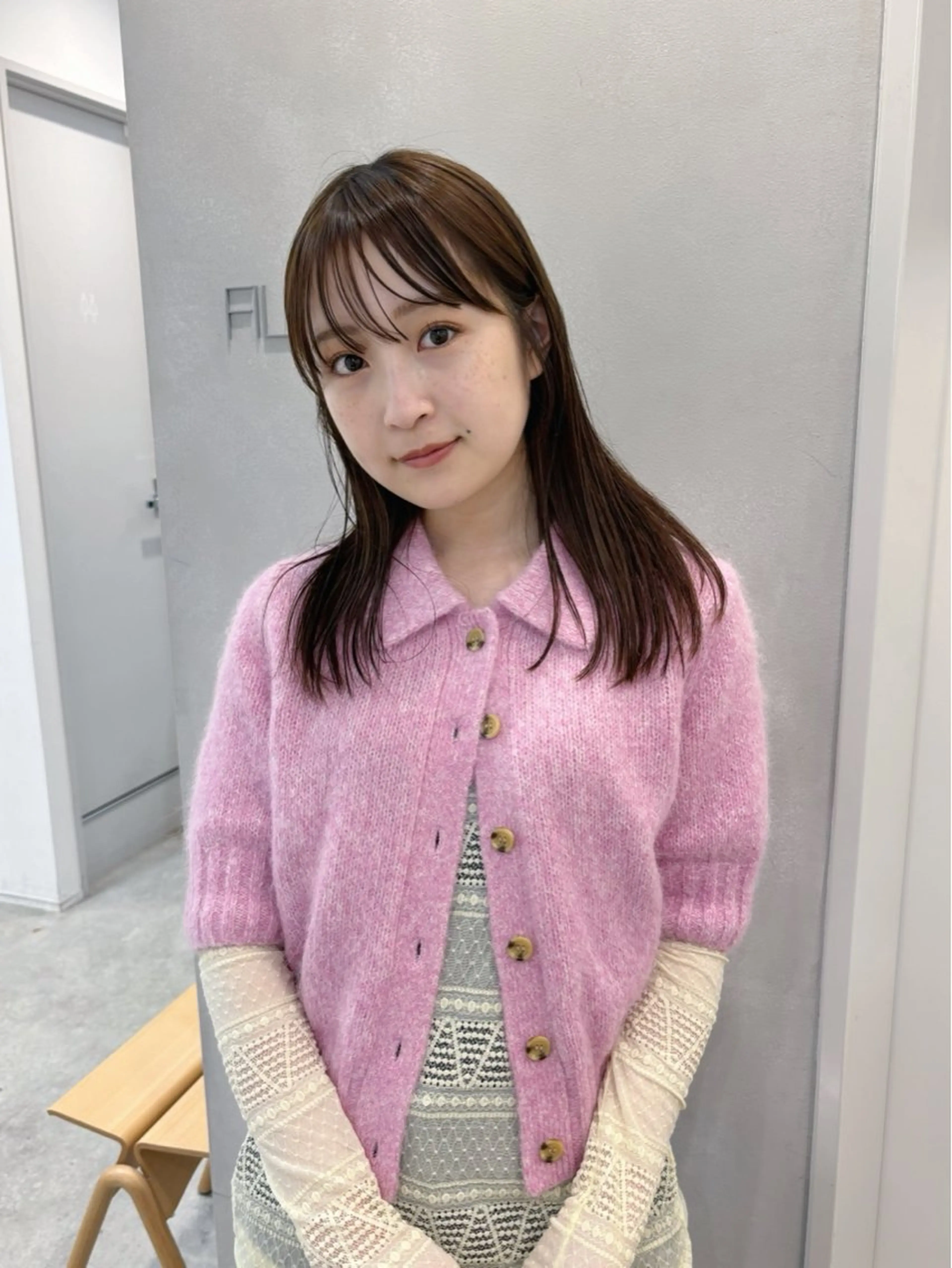 ミディアム 青木 優歩のヘアスタイル