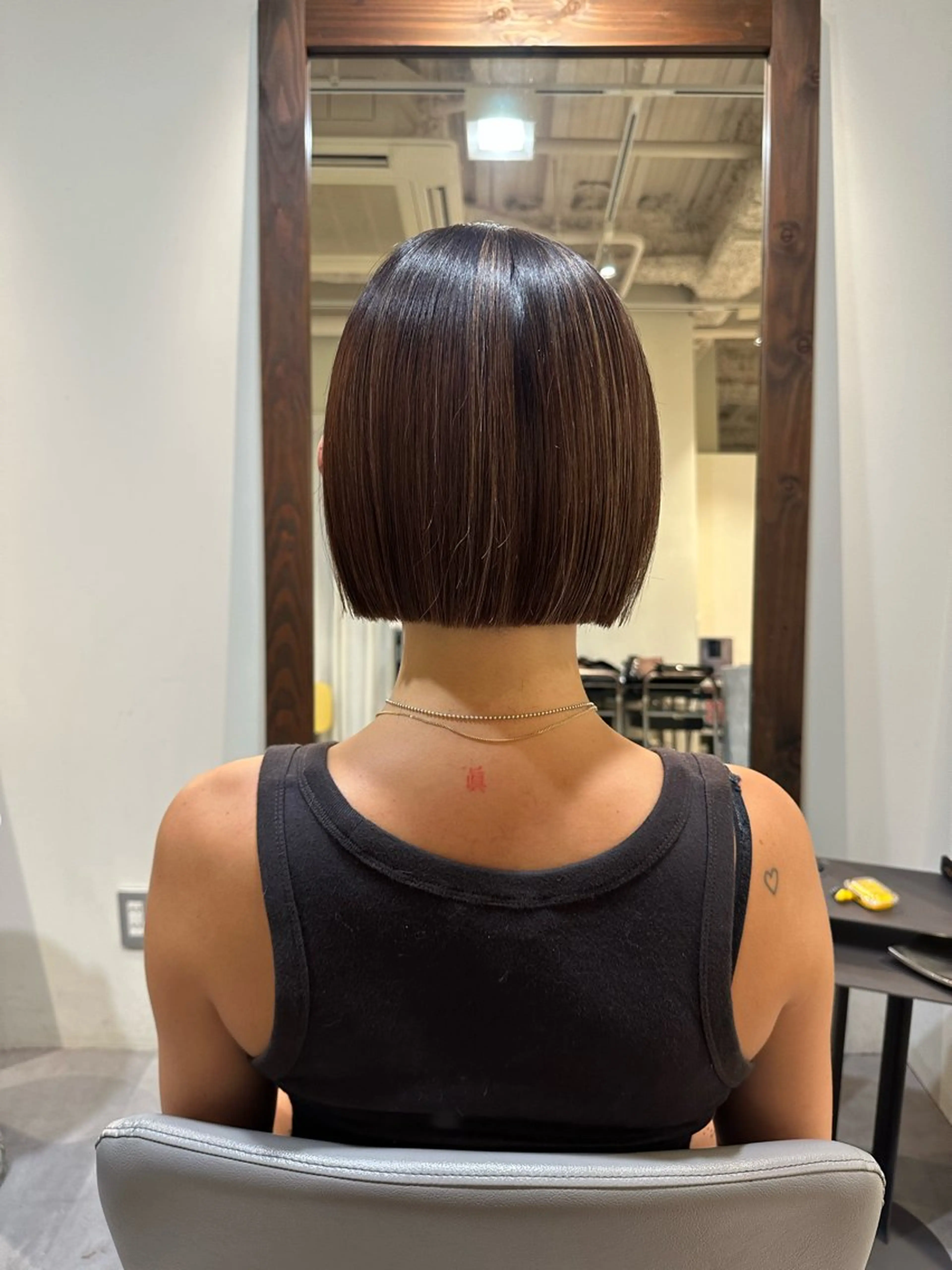 ショート HANAME 原宿美容室のヘアスタイル