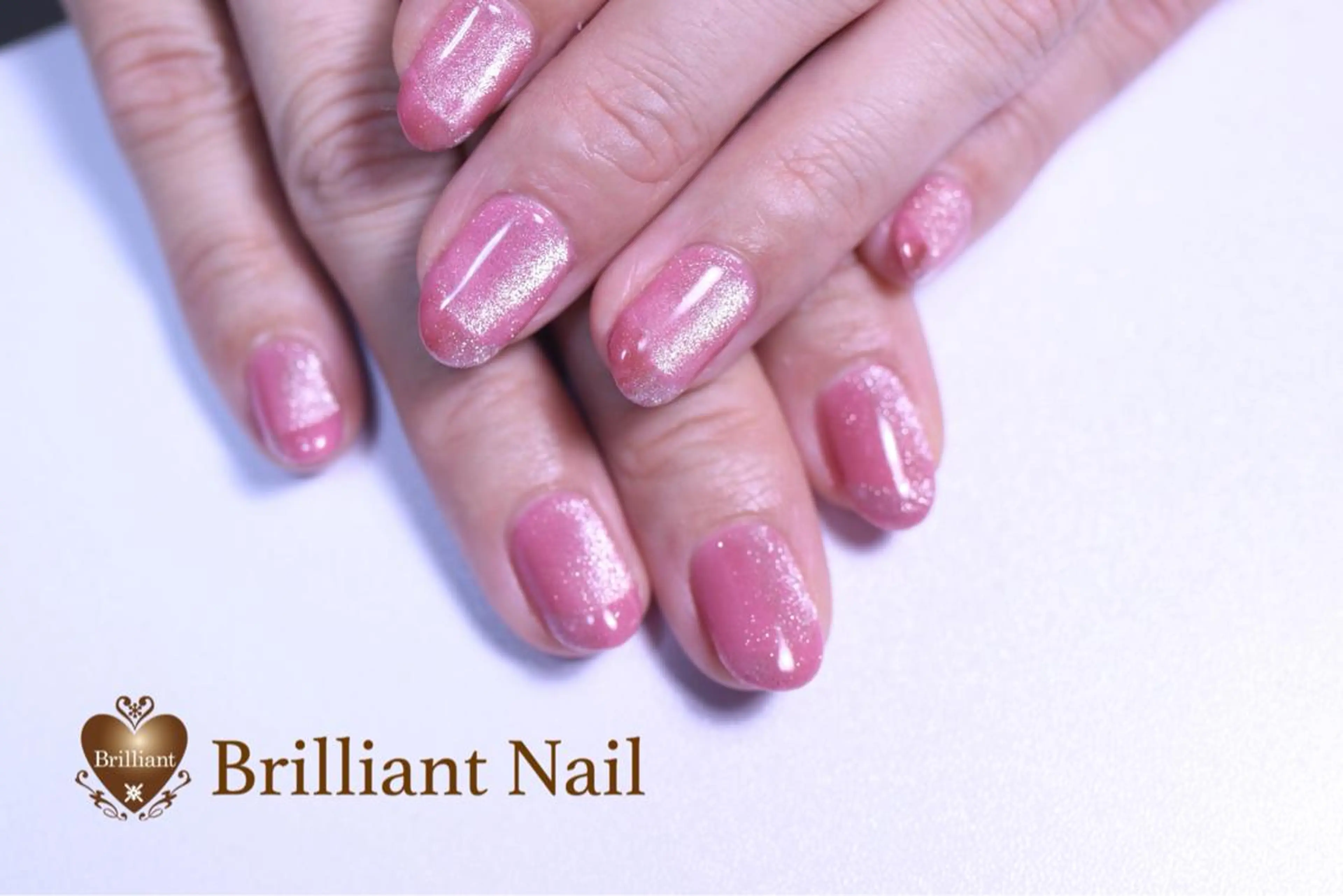 ネイル フレンチネイル マグネットネイル オンブレフレンチ トータルビューティー サロンブリリアントのネイルデザイン