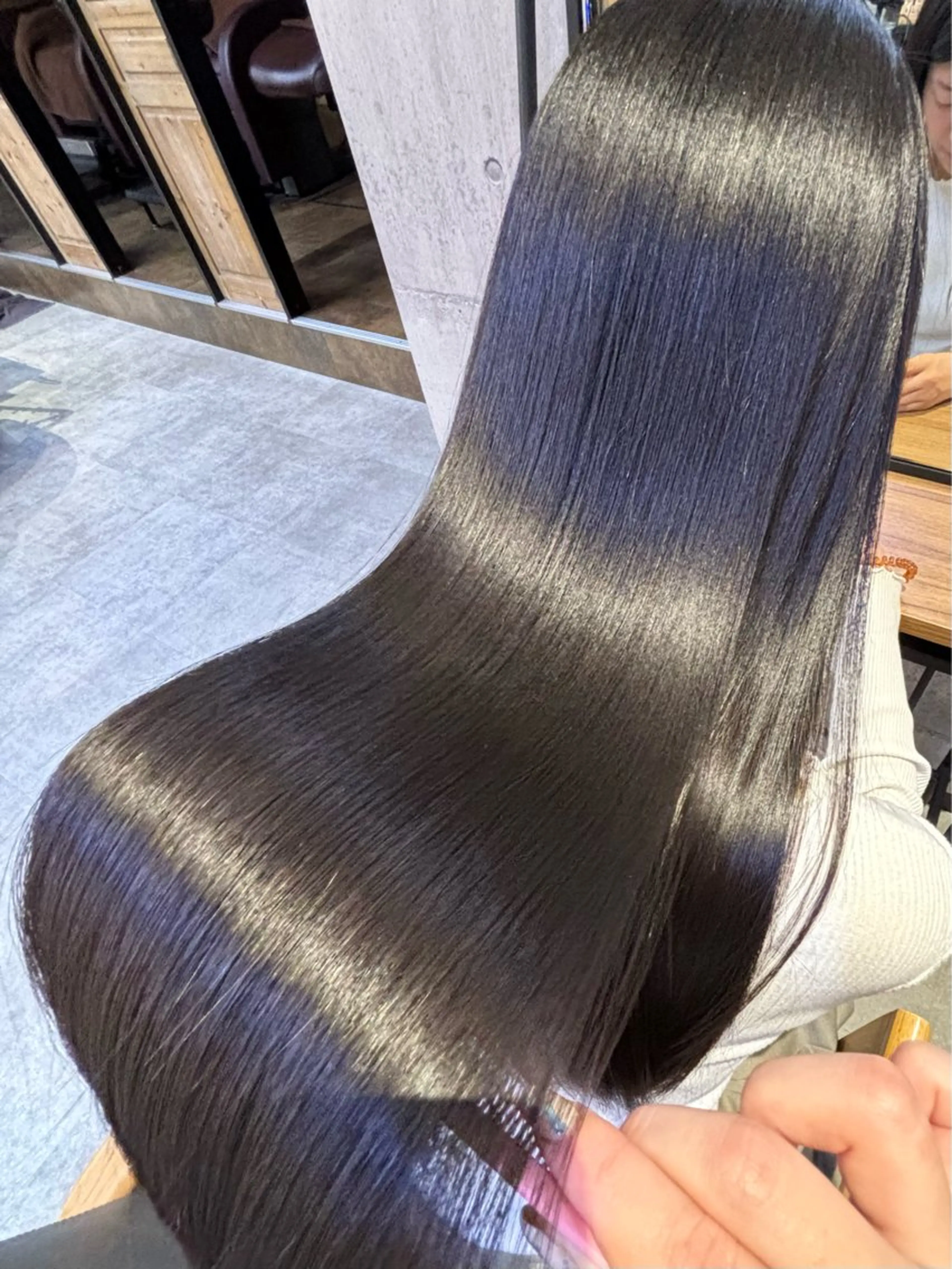 カット➕低ダメージプレミアム縮毛矯正➕2stepトリートメント🌷の写真