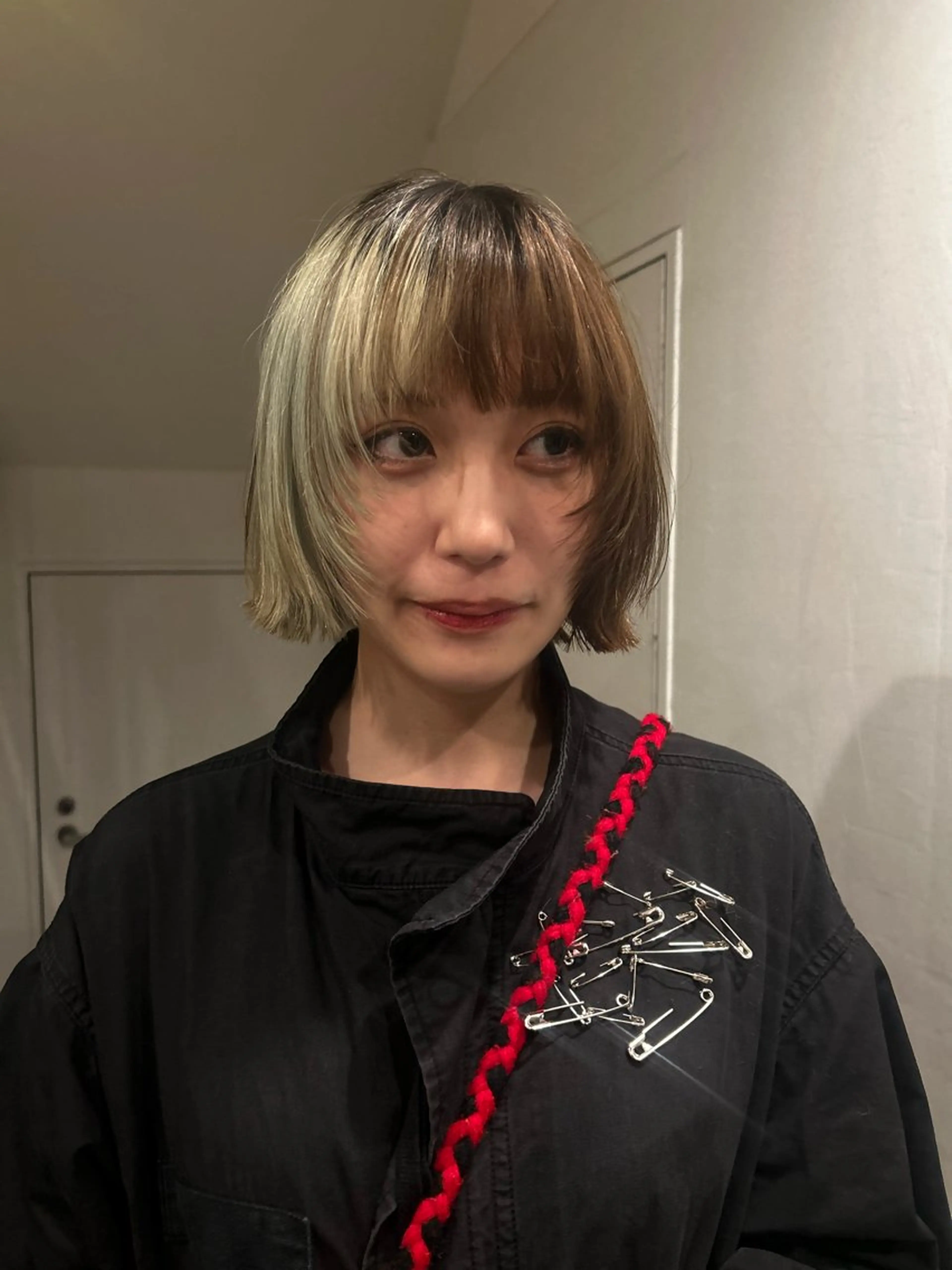 ショート ボブレイヤー ボブ レイヤーカット hen所属・心斎橋/レイヤー/ ブリーチ/モエのヘアスタイル