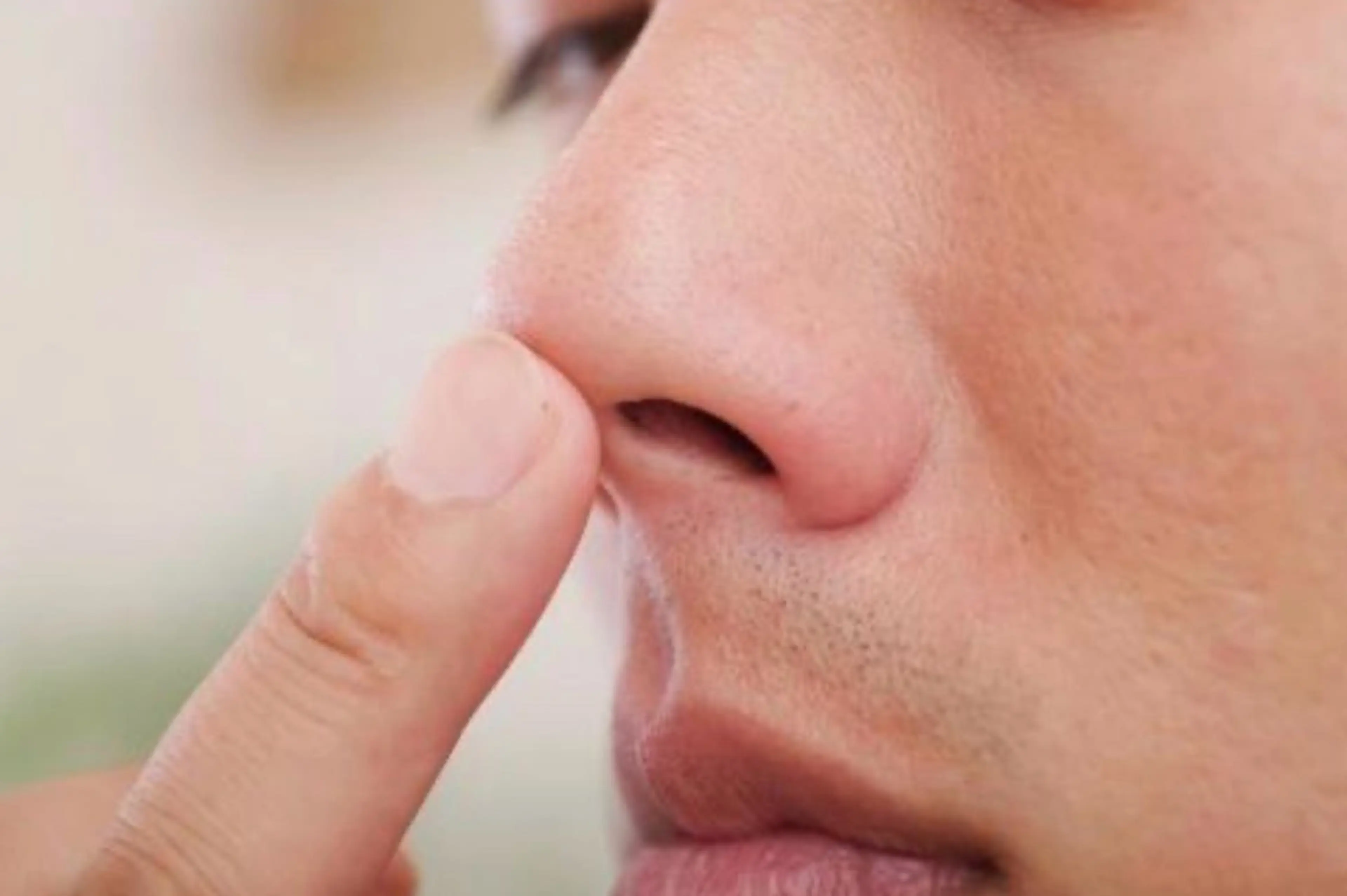 選べるフェイスwax 2箇所+鼻毛wax👃(お顔のうぶ毛、意外と生えてます)の写真