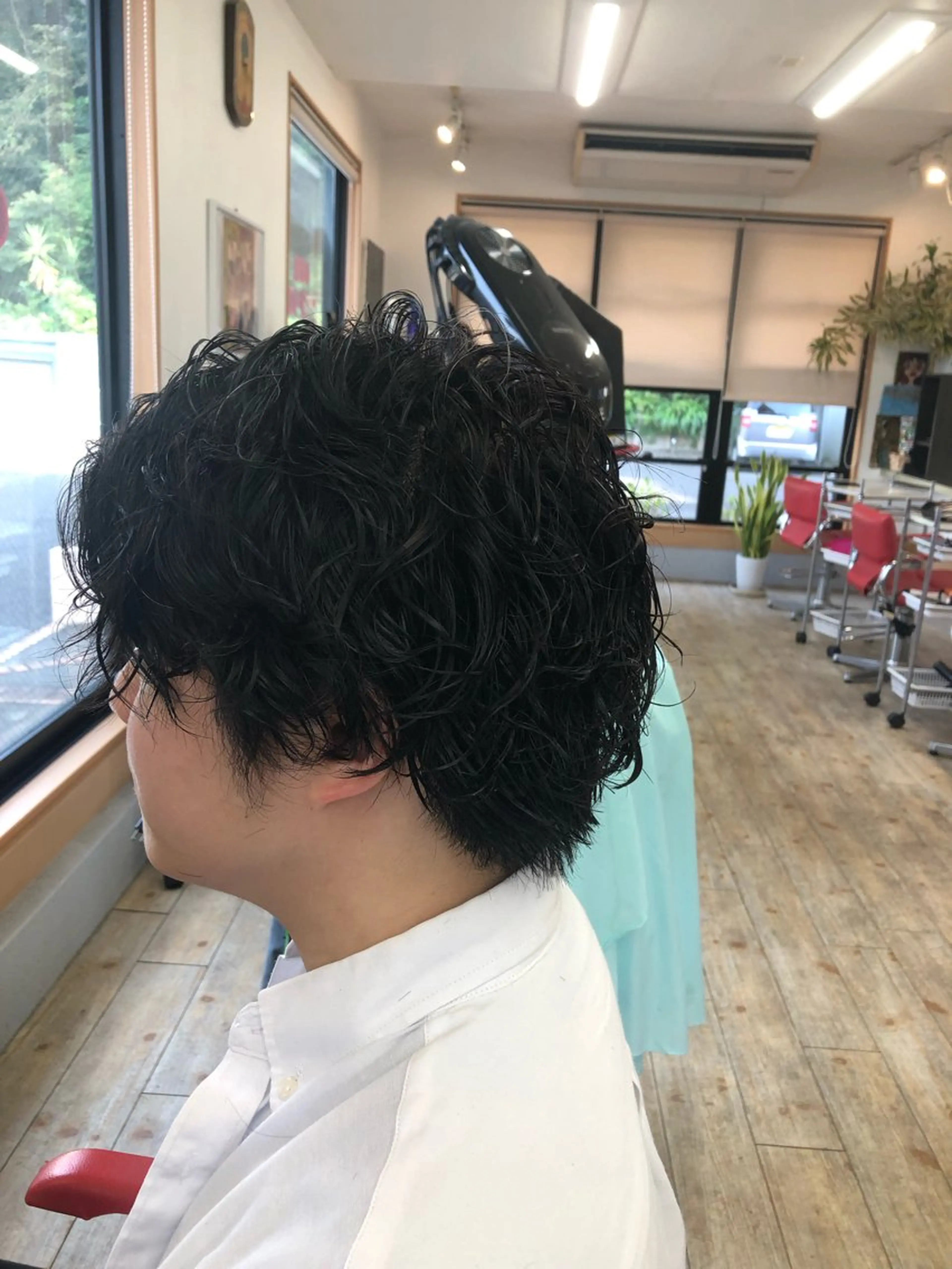 ショート パーマ メンズ 水谷 寛太のヘアスタイル