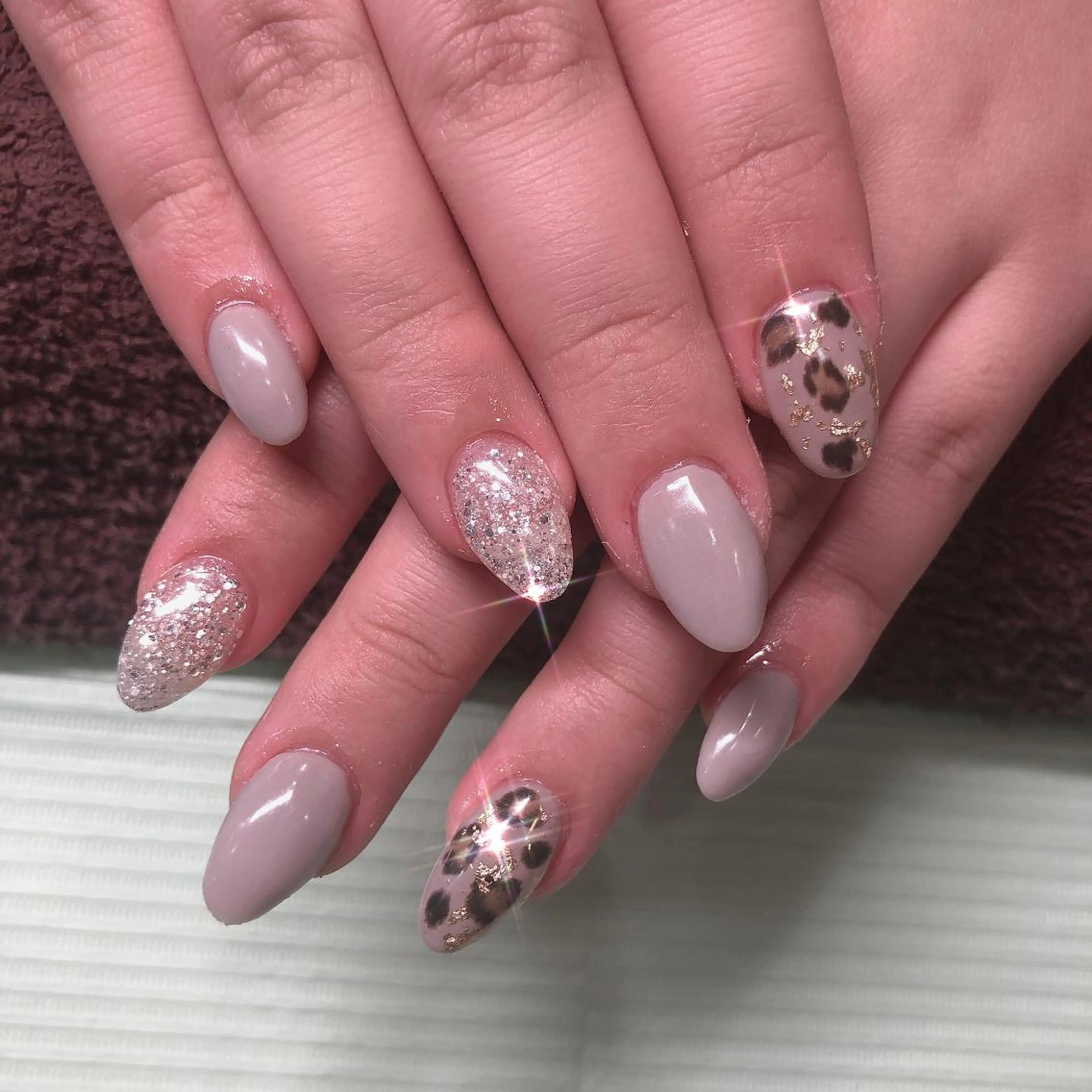 ショート ネイル アートネイル ラメ(グリッター) ラメグラデーション ワンカラーネイル ハンドネイル 《LB》ラブリエ Nail&eyeのマツエク・マツパデザイン