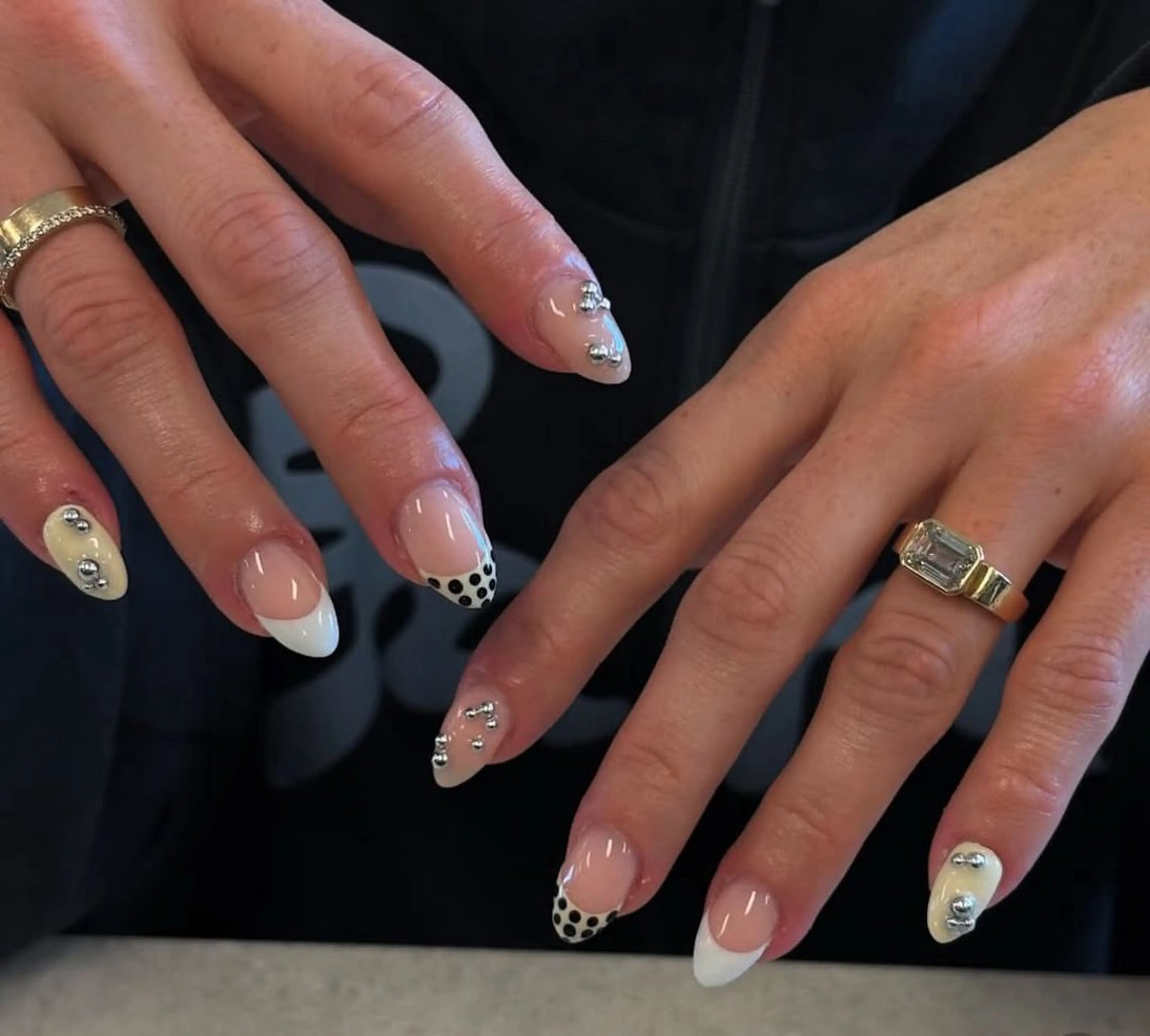 ネイル アートネイル 長さ出し ガーリー 韓国ネイル 持ち込み Rin Nail 新大久保店のネイルデザイン