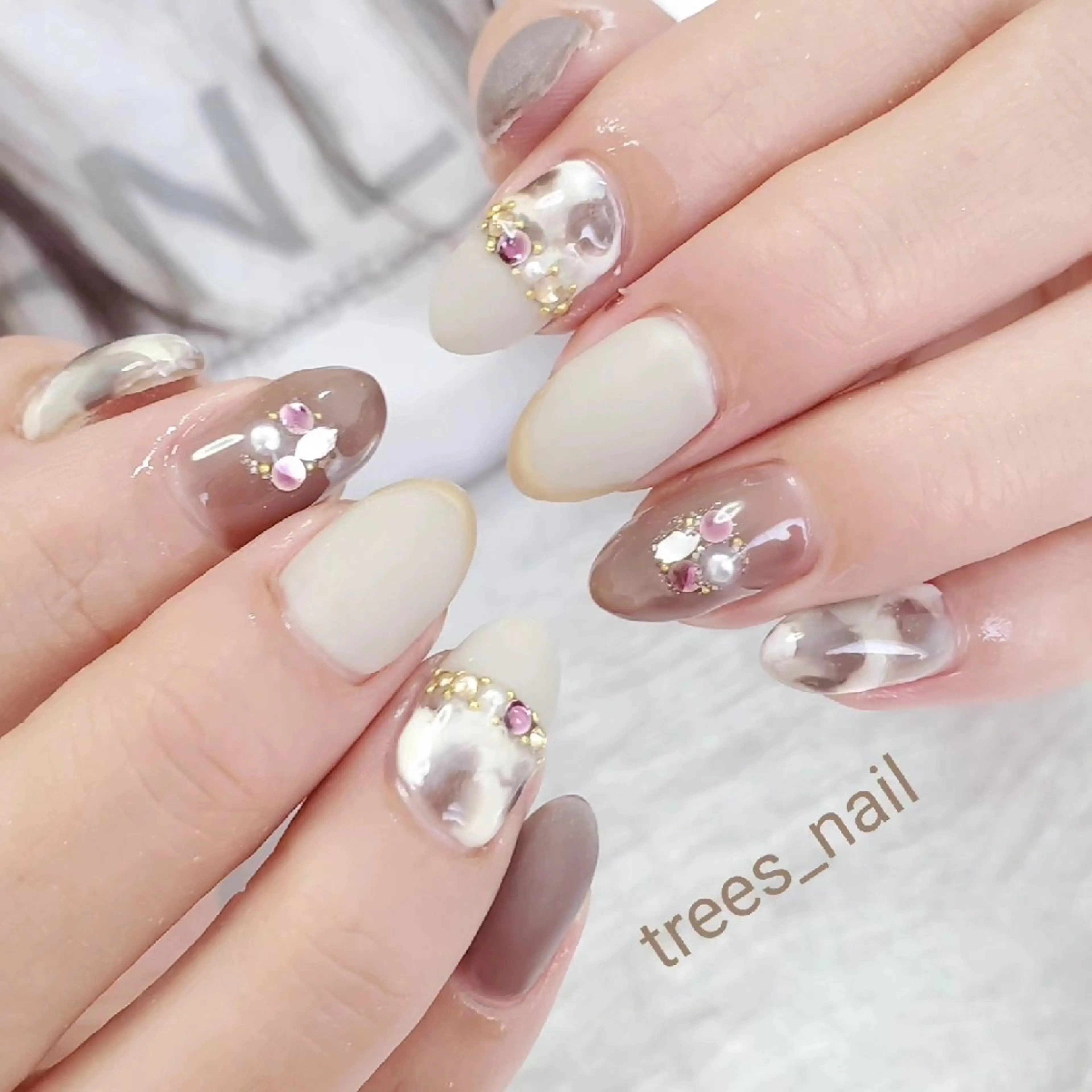 ネイル trees_ nailのネイルデザイン
