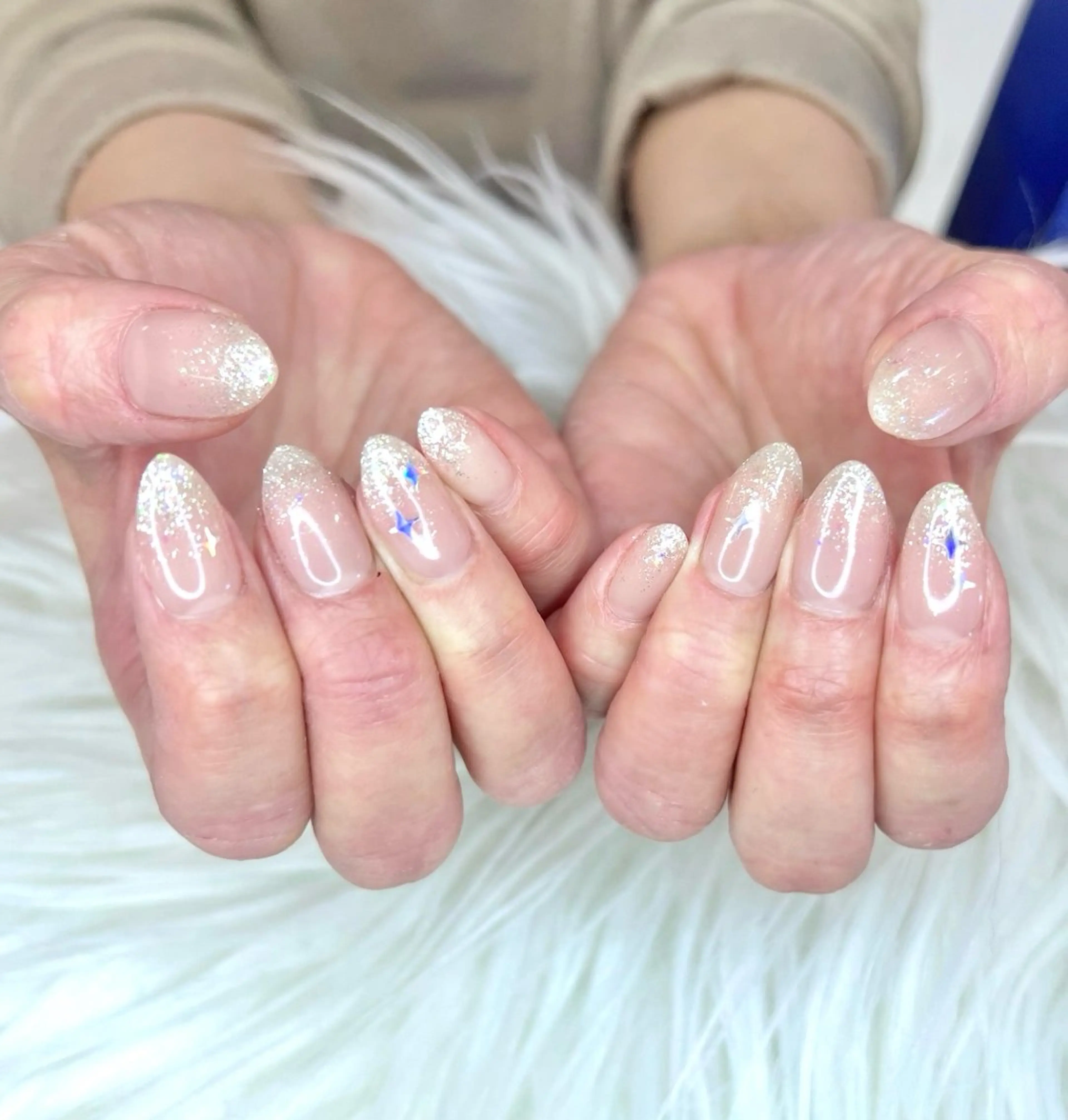 ネイル ハンドネイル 🌏AURORA | RiRi🪐のネイルデザイン