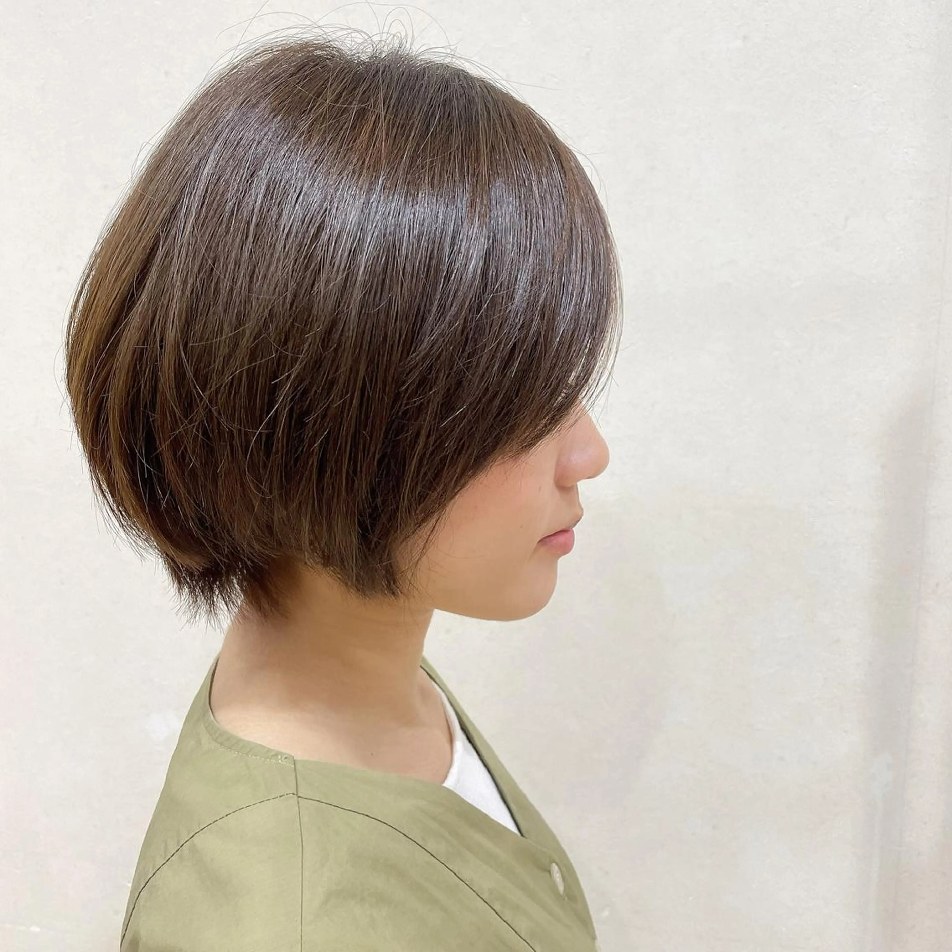 ショート ボブ カット ヘアカラー トリートメント 石沢 知康のヘアスタイル