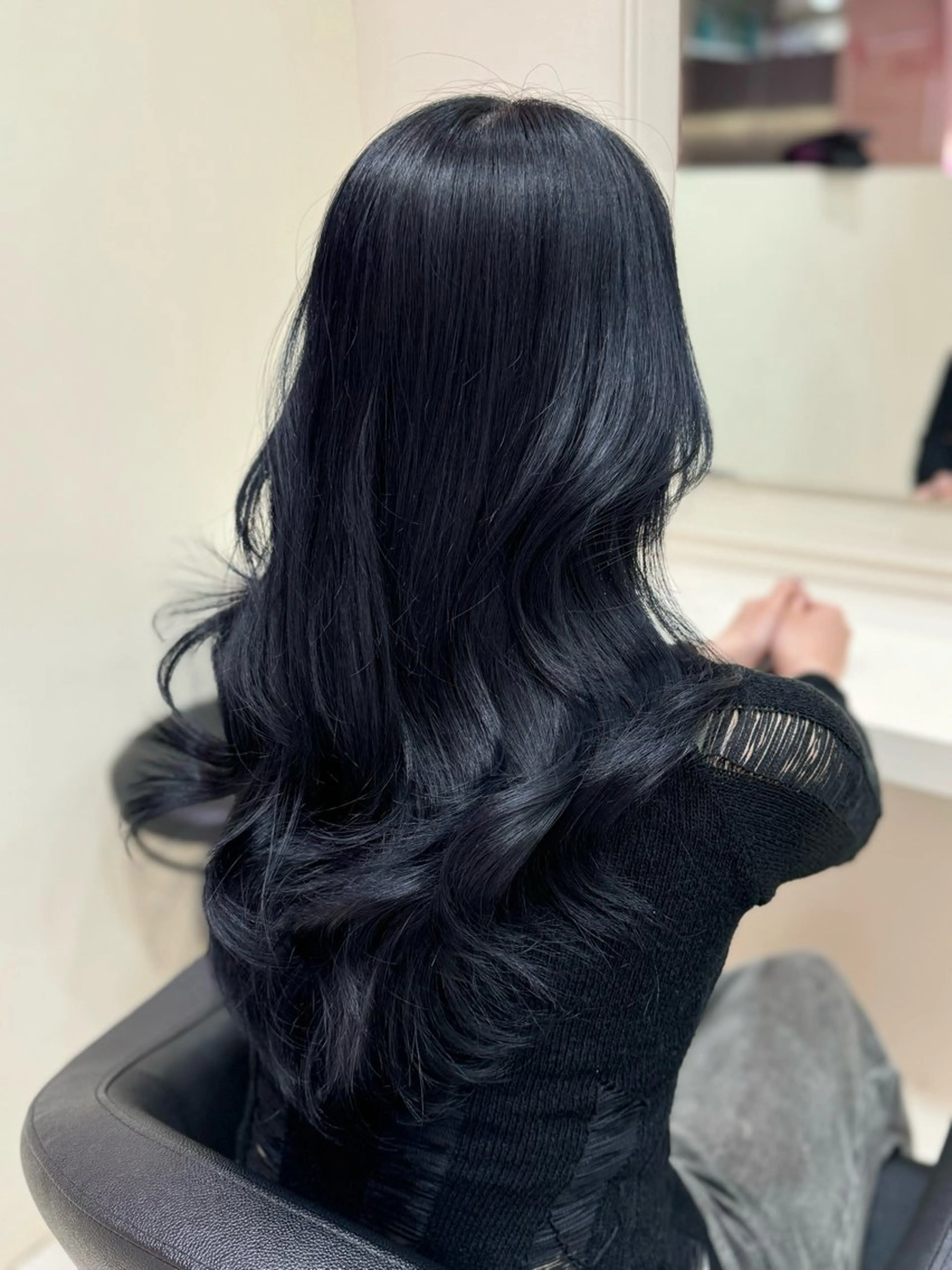 ロング 縮毛矯正× ブルーブラック/池袋のヘアスタイル