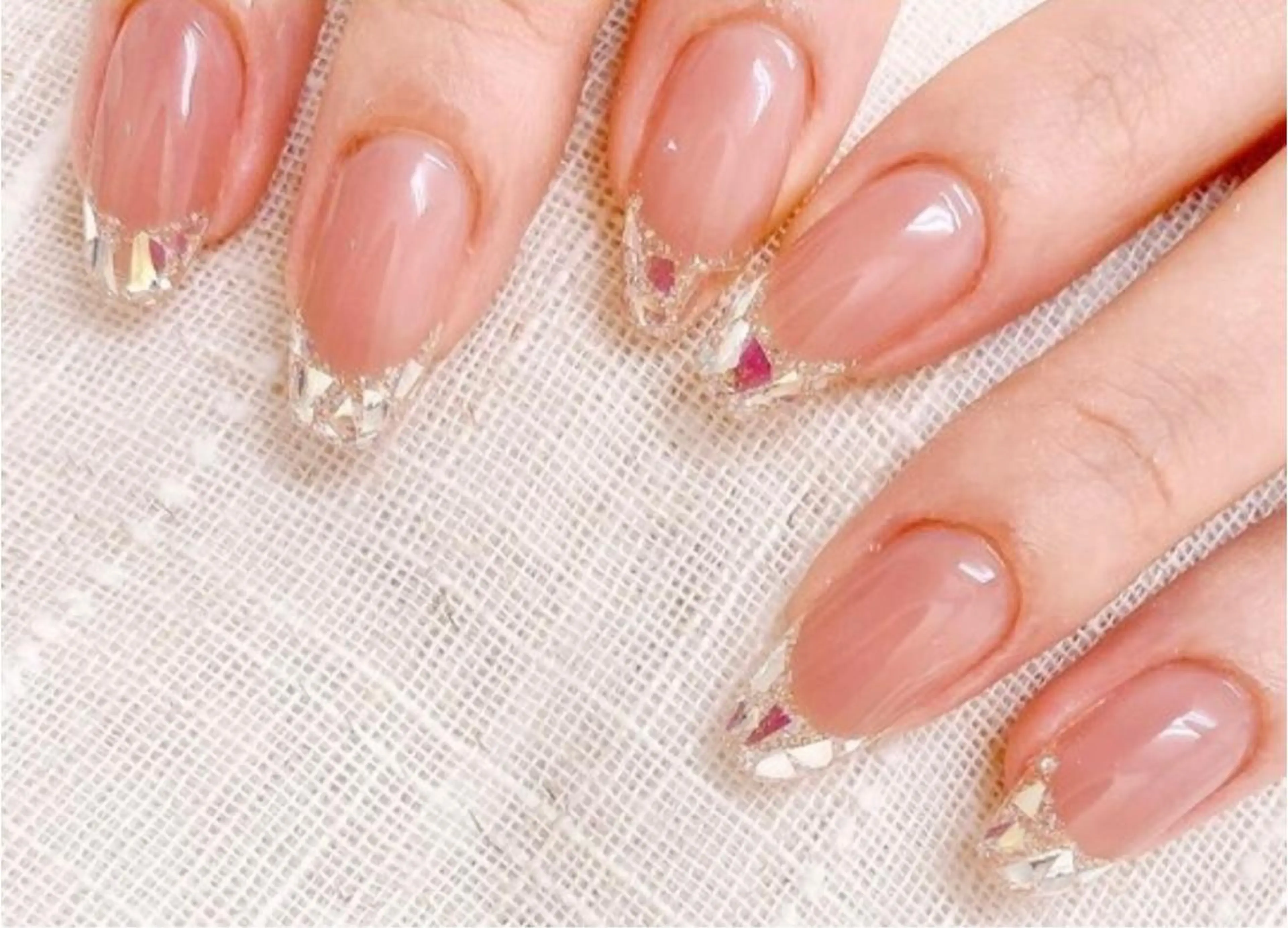 ネイル Roi〈ロワ〉 Minakoのネイルデザイン