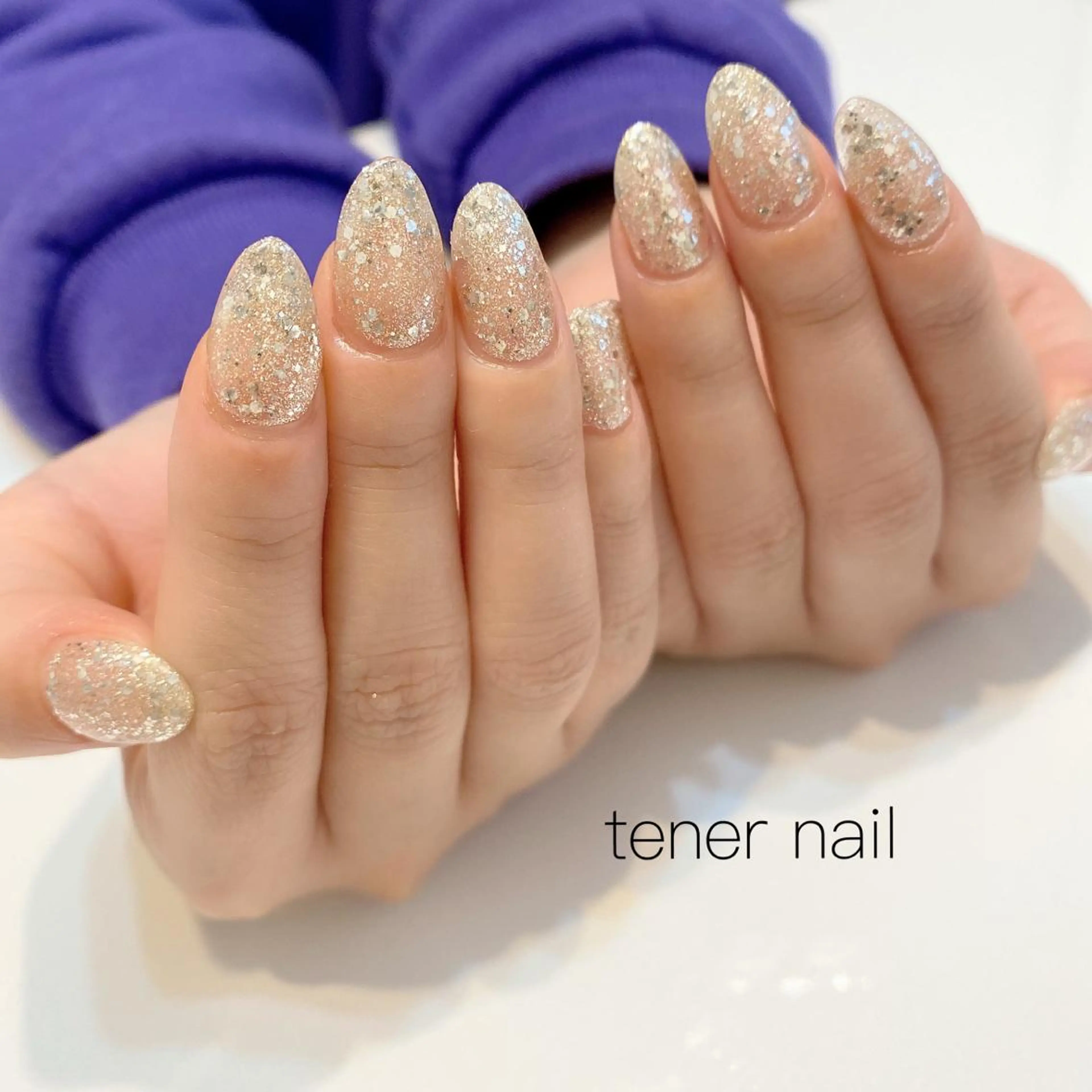 ネイル ホログラムネイル ラメ(グリッター) ワンカラーネイル テネルネイル tener nailのネイルデザイン