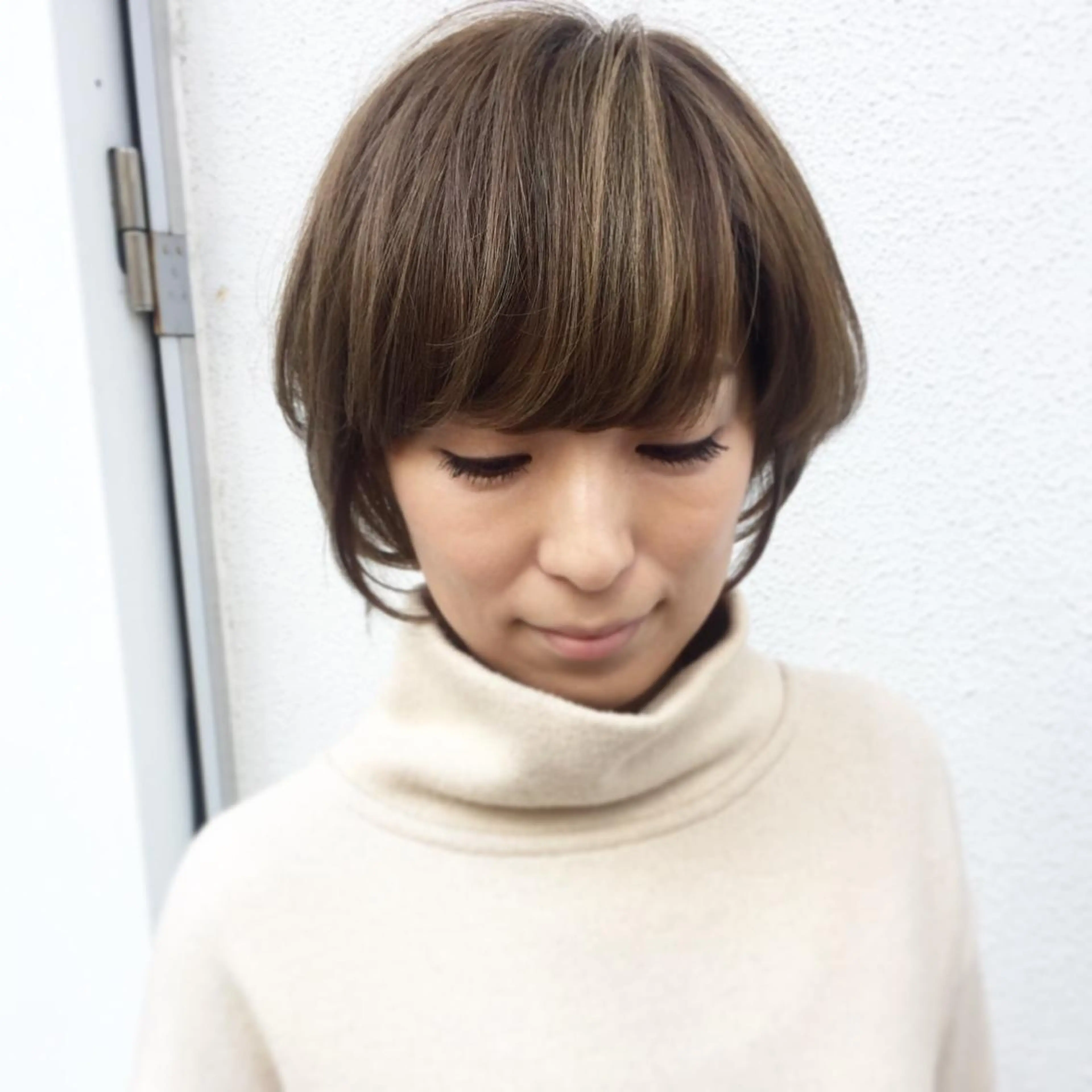 ショート カラー パーマ ヘアアレンジ ショートボブ アッシュ ボブ ショートヘア 成松 勇治のヘアスタイル