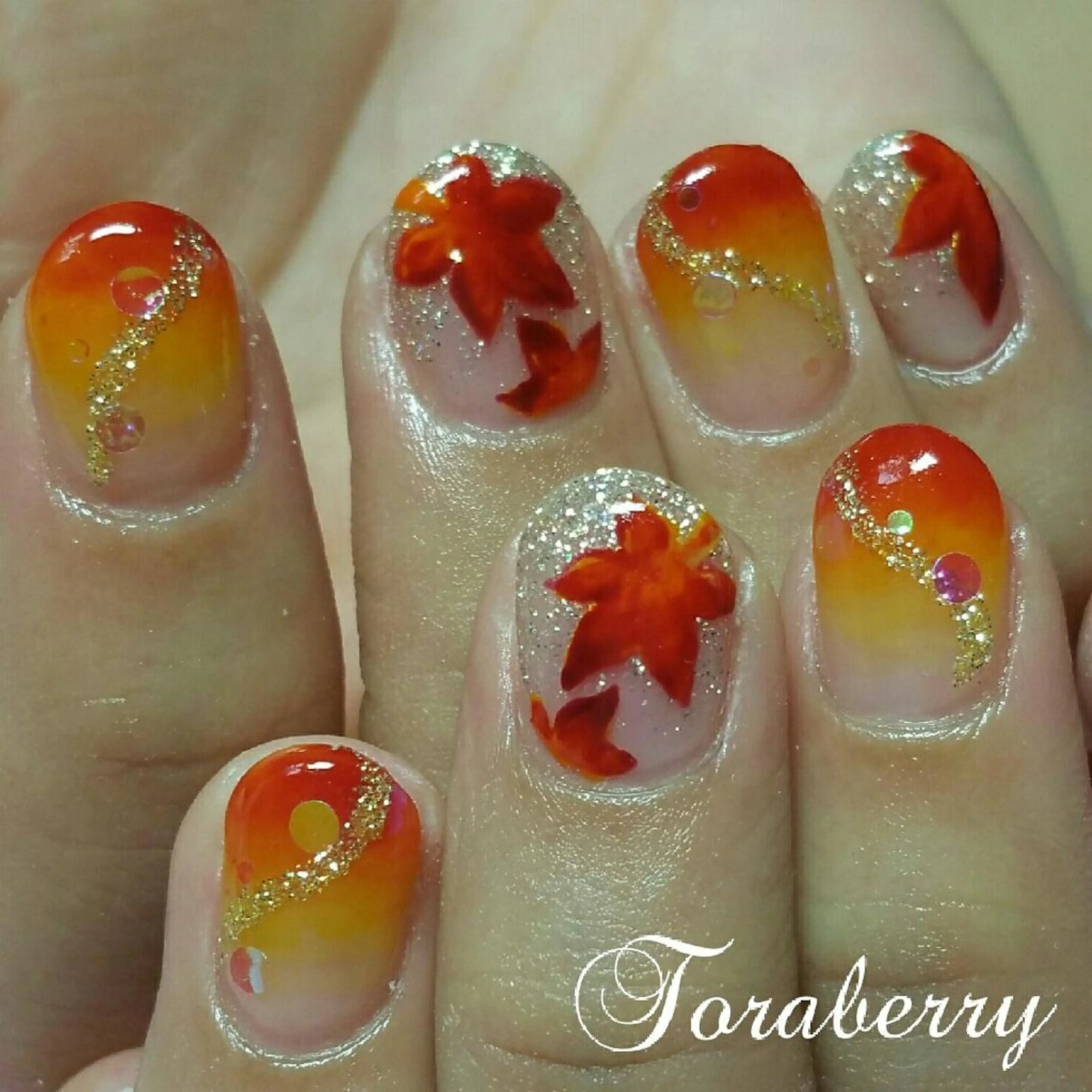 ネイル 持ち込み ネイリスト なつみのネイルデザイン