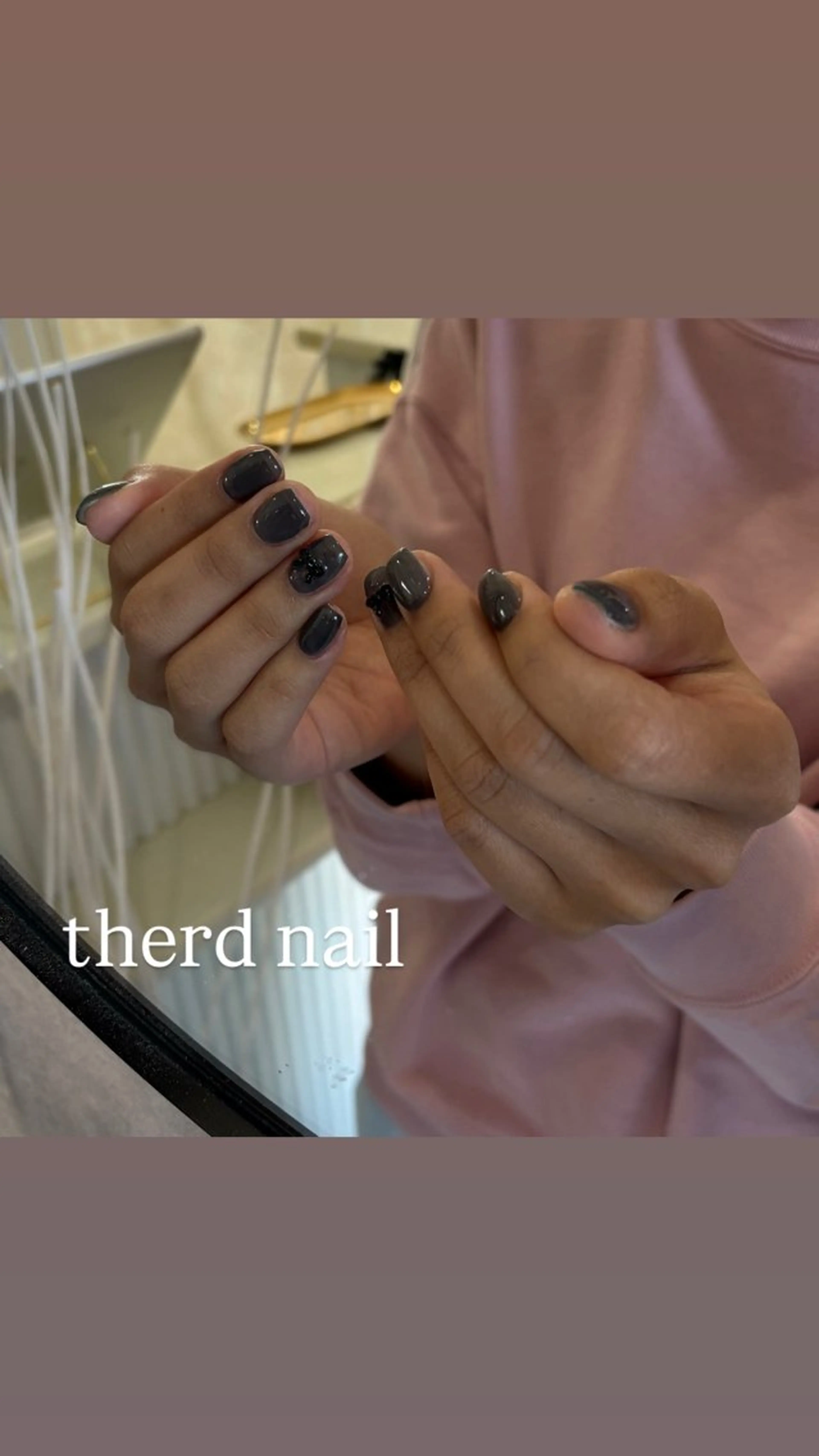 ネイル ネイビー thred HONOKAのネイルデザイン