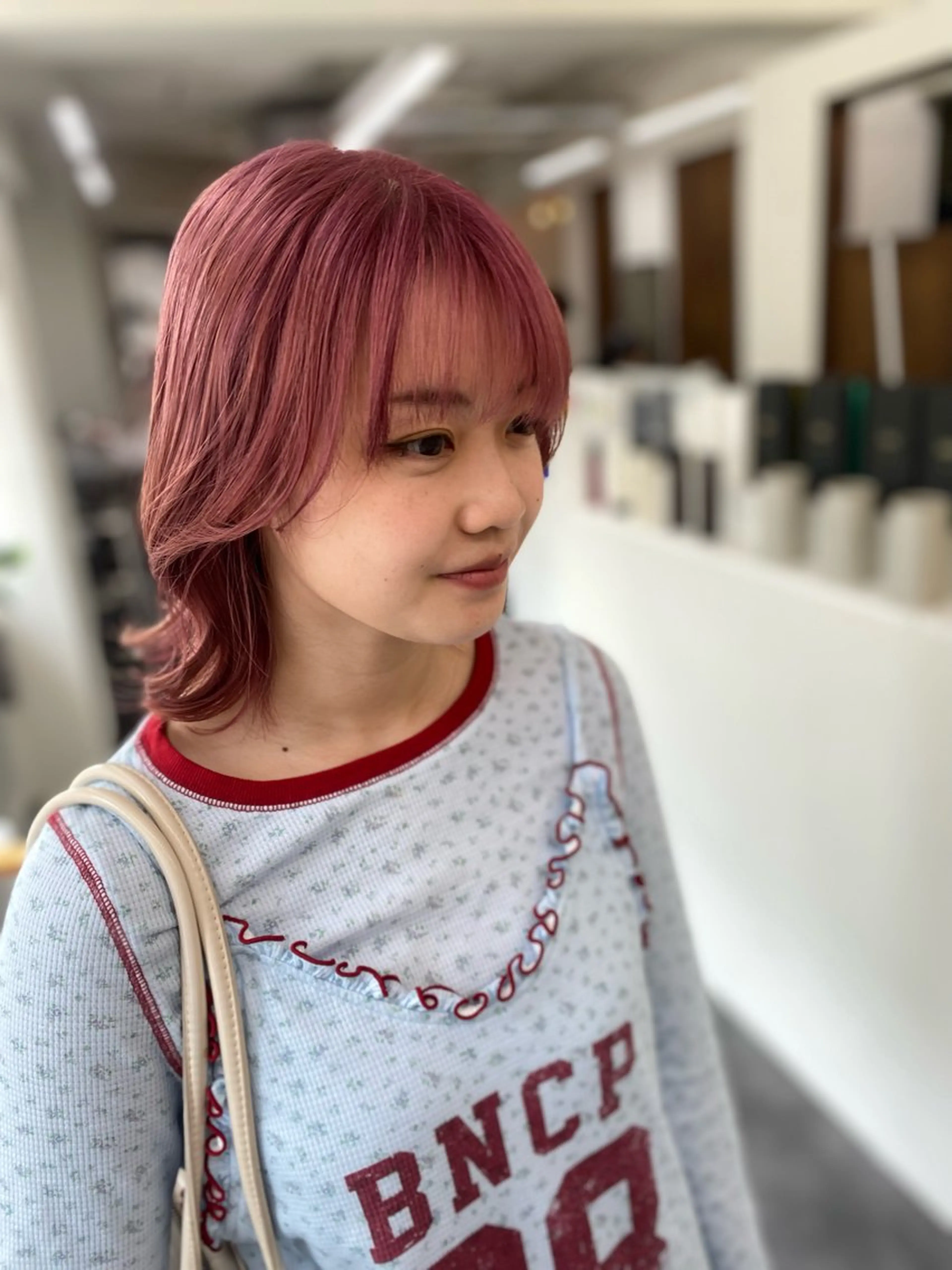 カラー キッズ ピンクカラー ヘアカラー 黒木 千晴のヘアスタイル