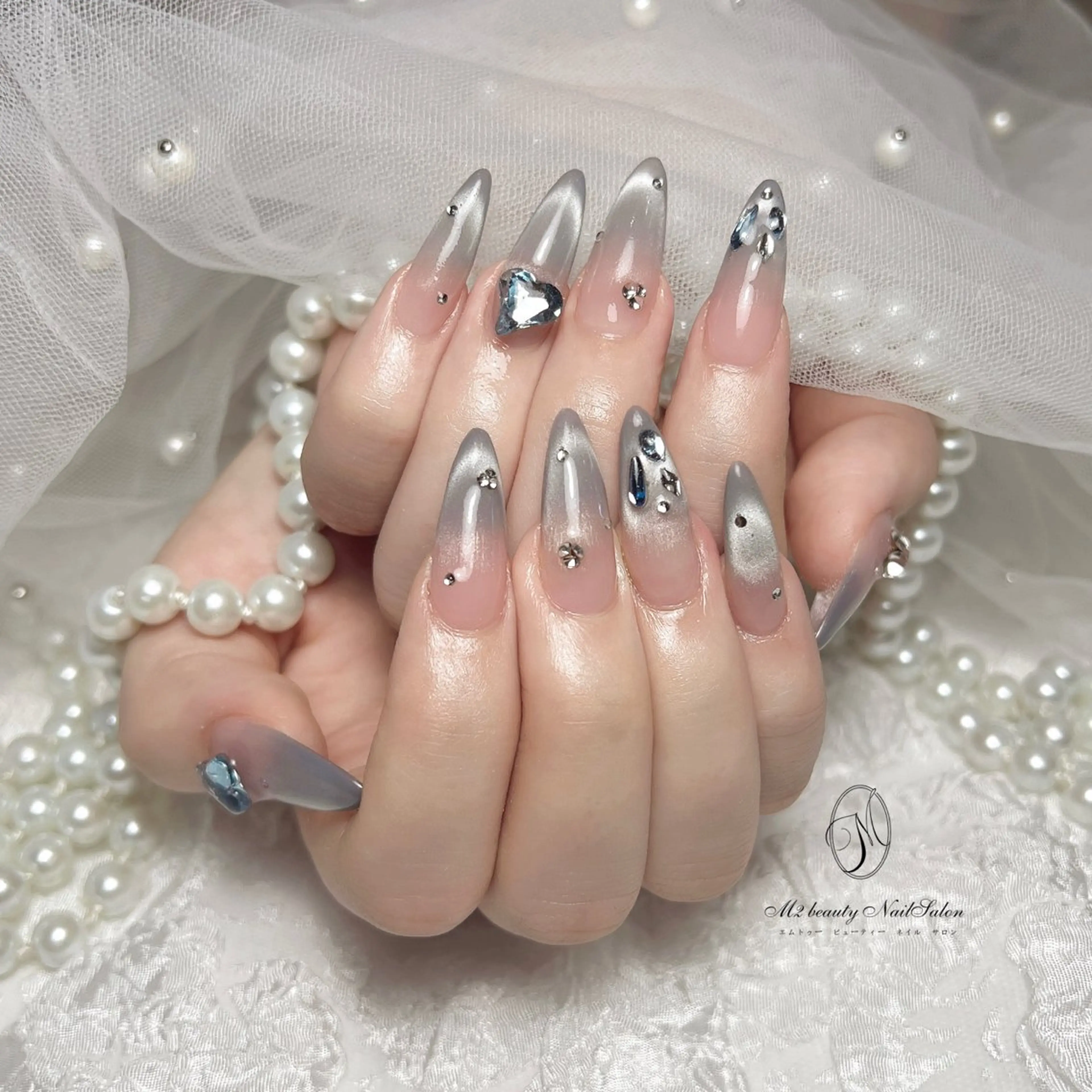 【HANDオフあり】チップ長さだし+マグネットグラデーション（ベースカラー込み）の写真