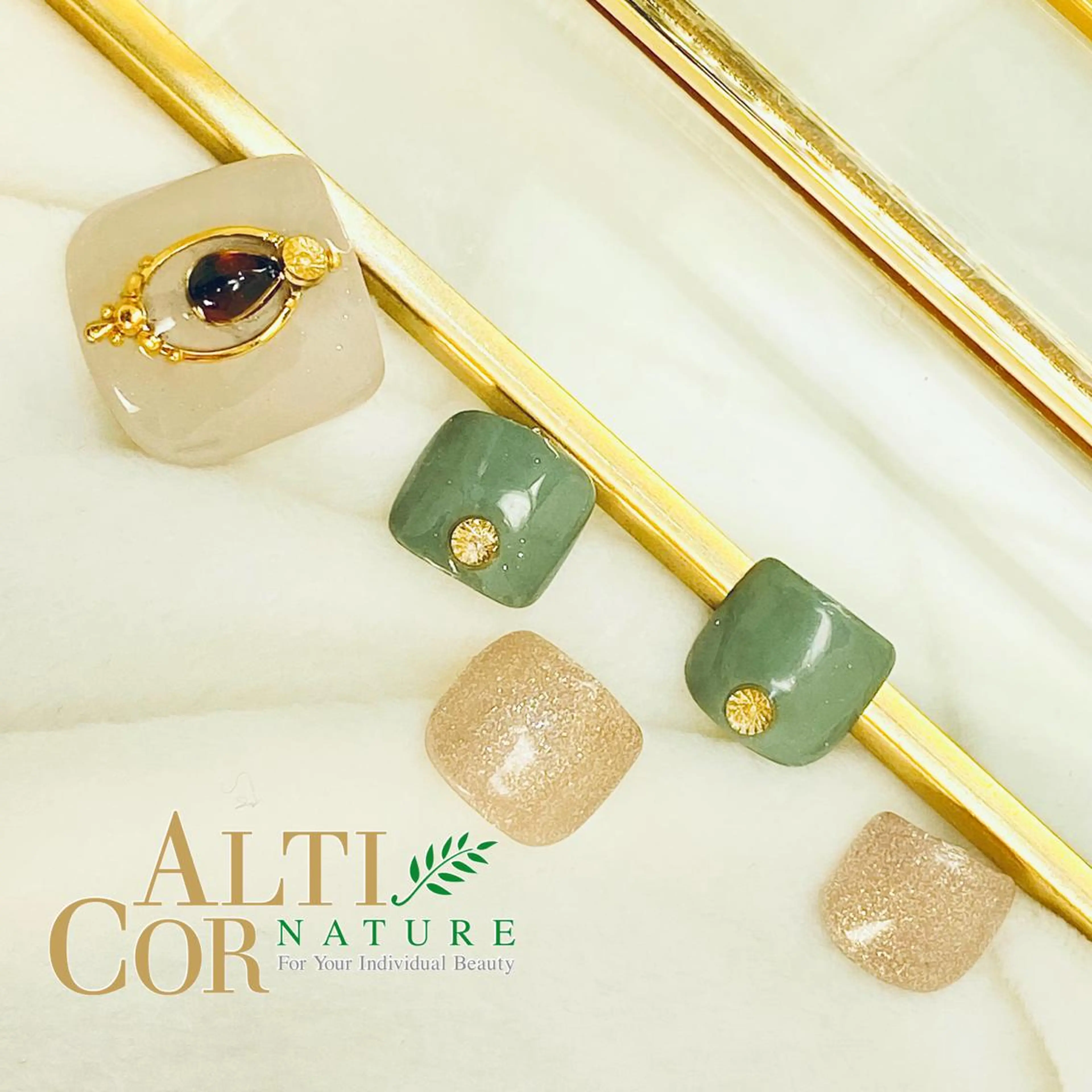 ネイル ChezEspoir 佐藤のネイルデザイン