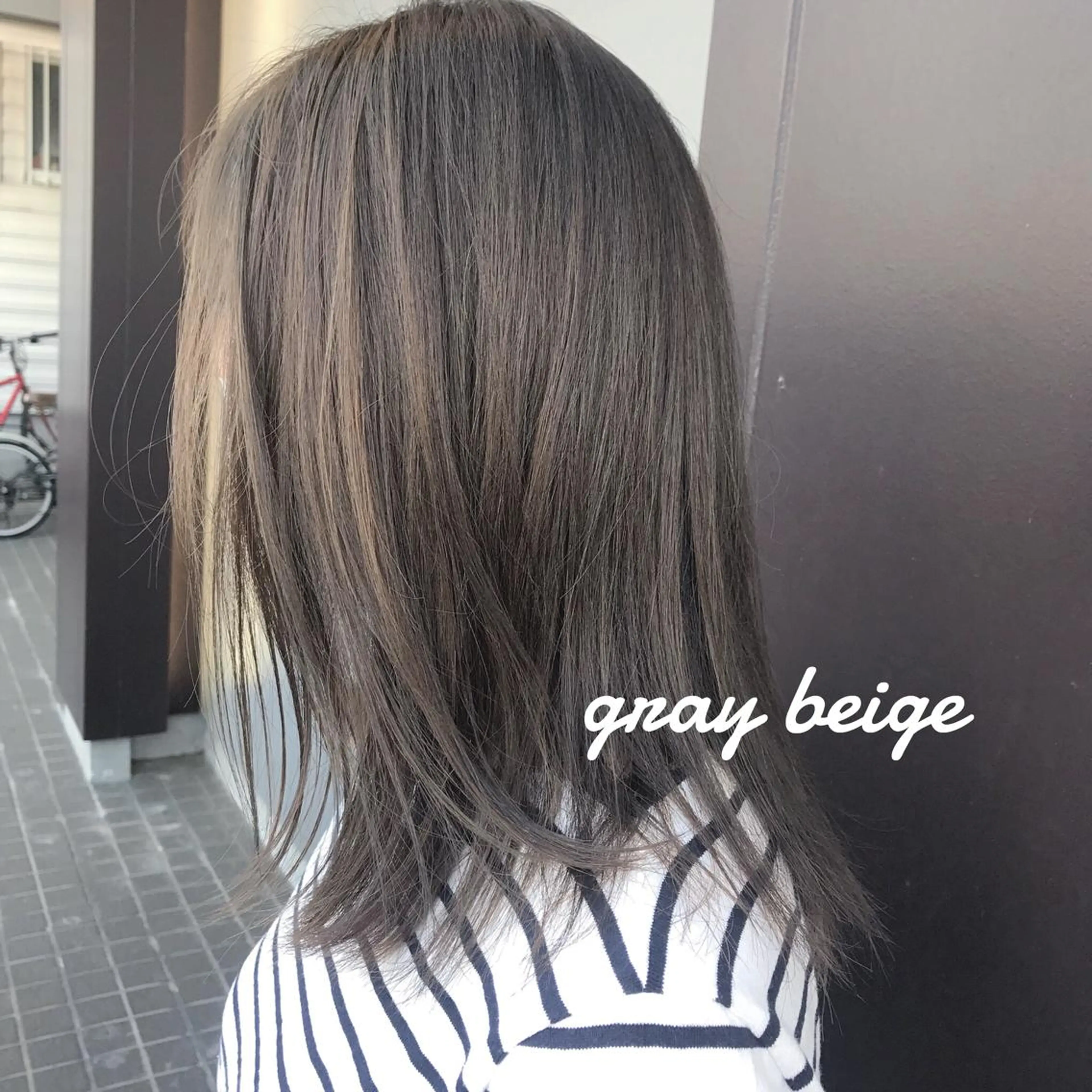 セミロング カラー 青木 香怜のマツエク・マツパデザイン