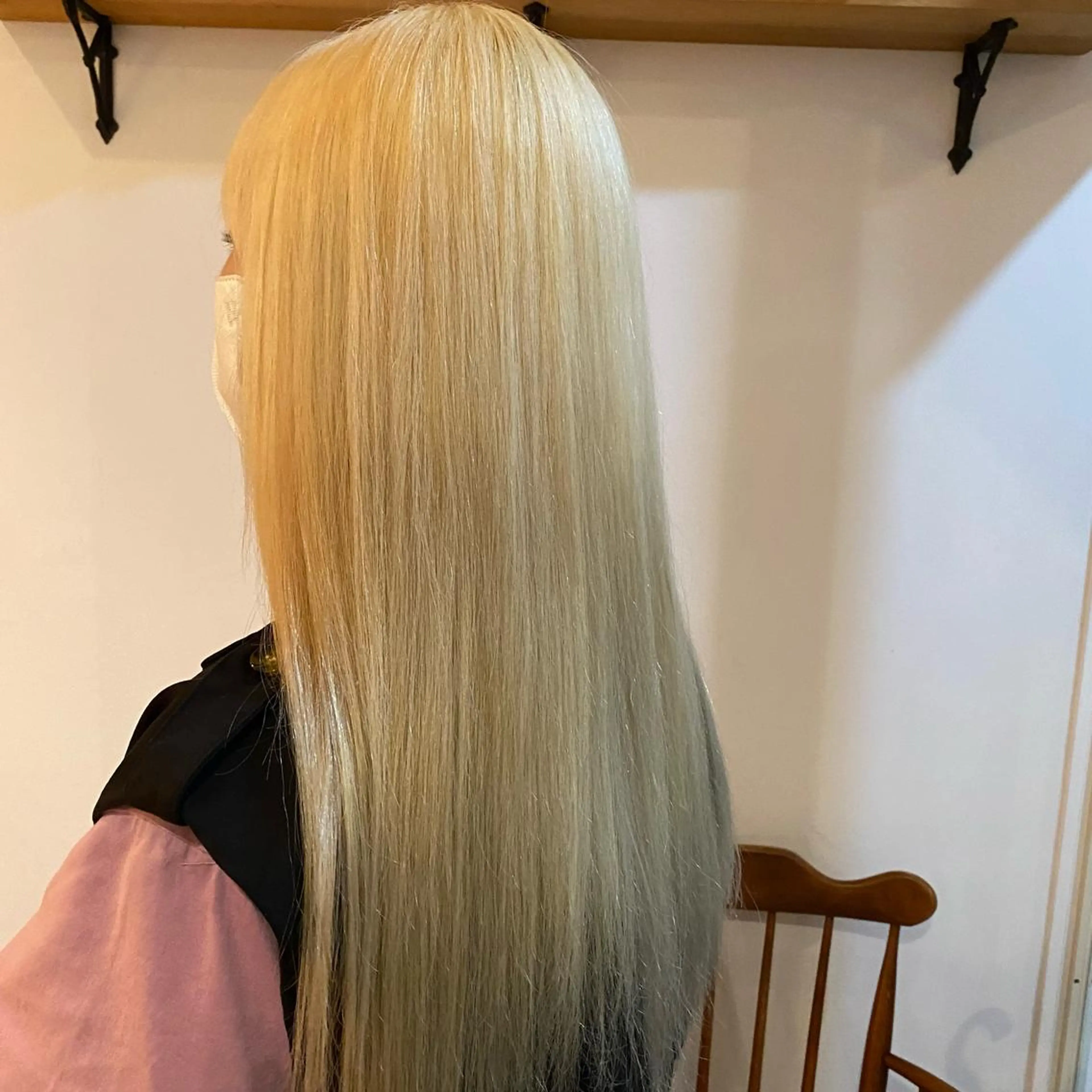 ロング カラー ブリーチ ショート& パーマ　坂本のヘアスタイル