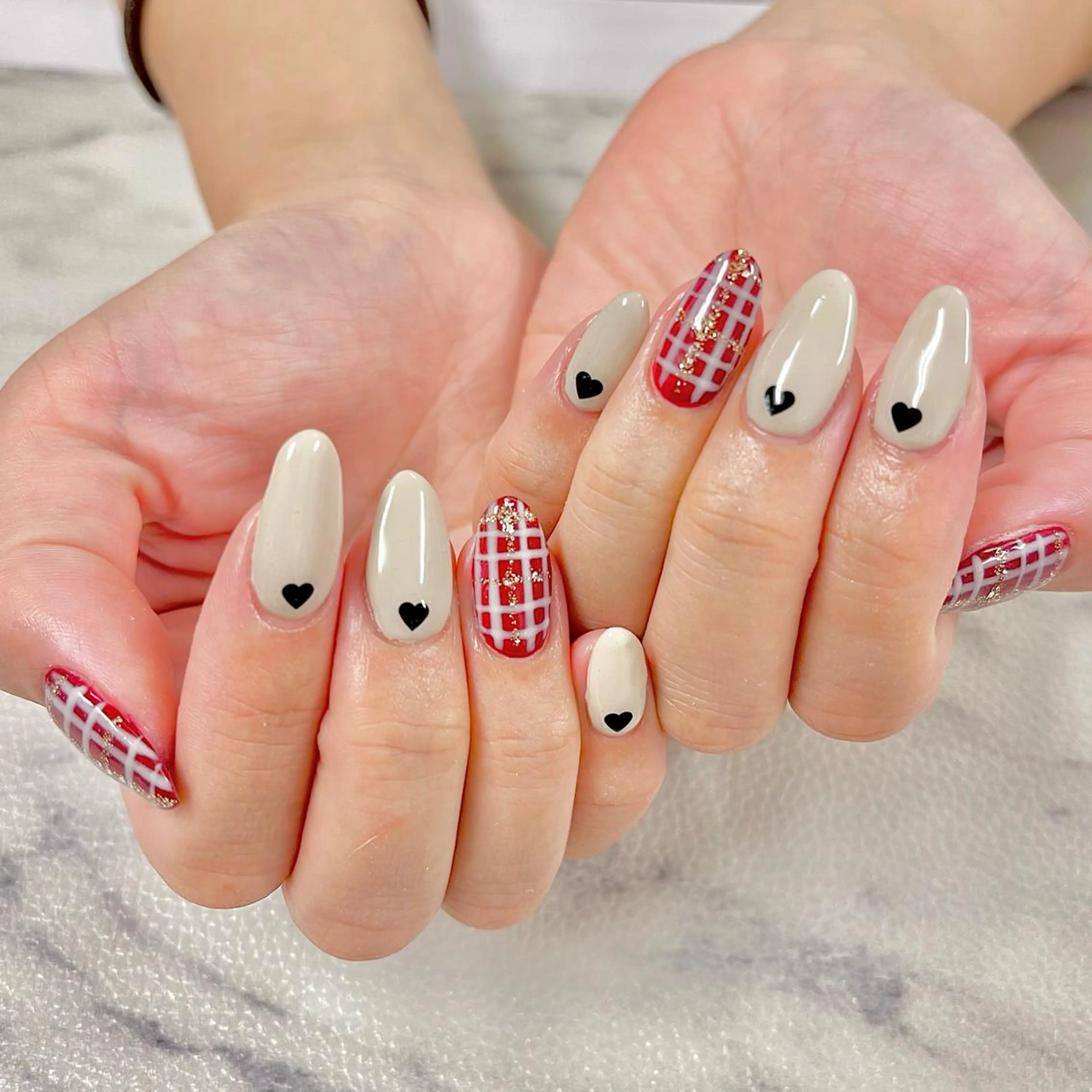 ネイル ハンドネイル 🤎🧸 Aya 🧸🤎のネイルデザイン