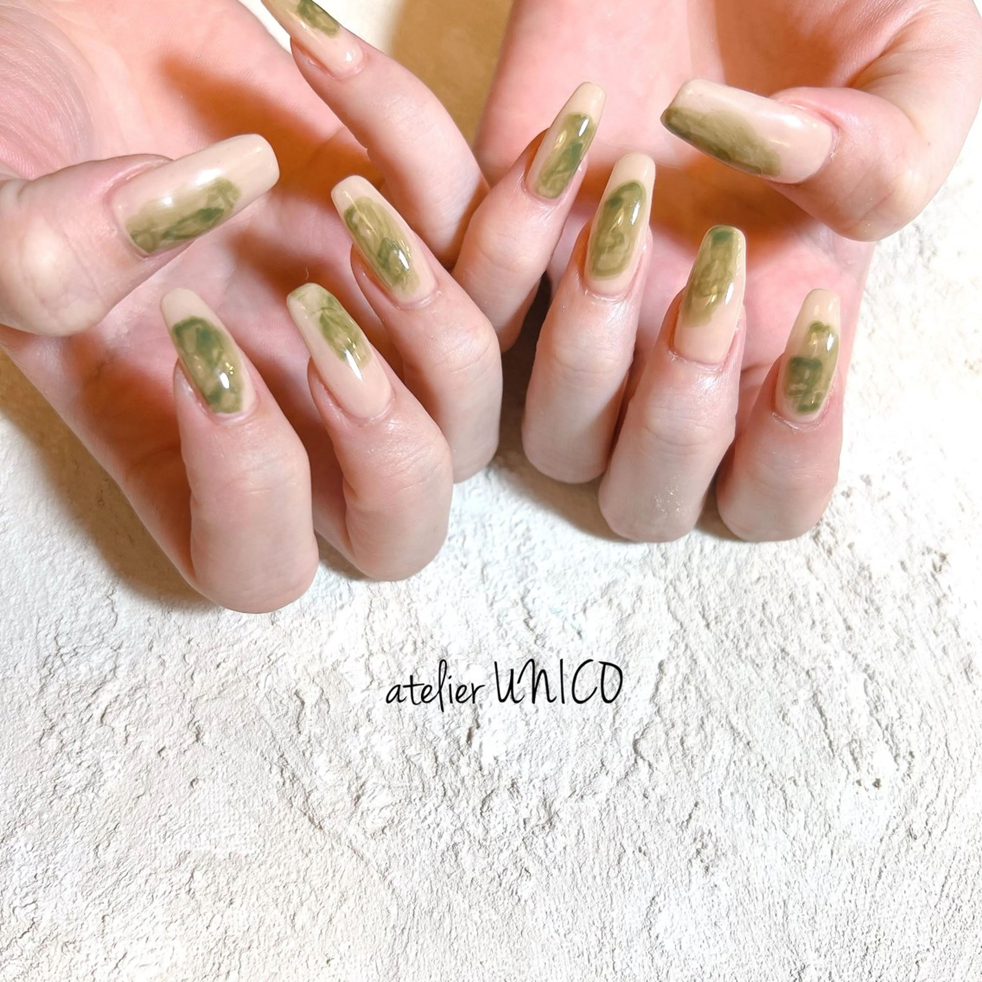 ネイル グリーン ハンドネイル アトリエ UNICOのネイルデザイン