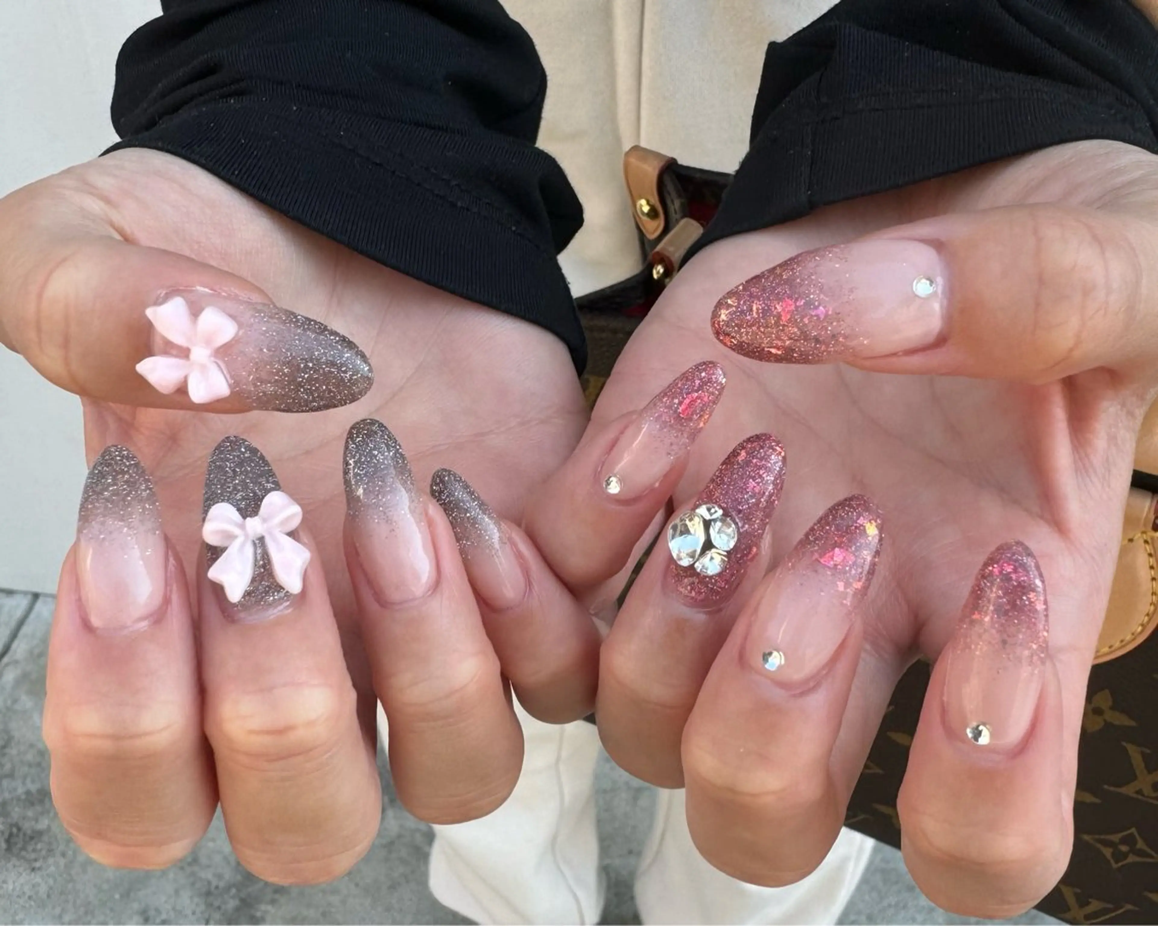 ネイル ハンドネイル 藤井 里緒奈のネイルデザイン