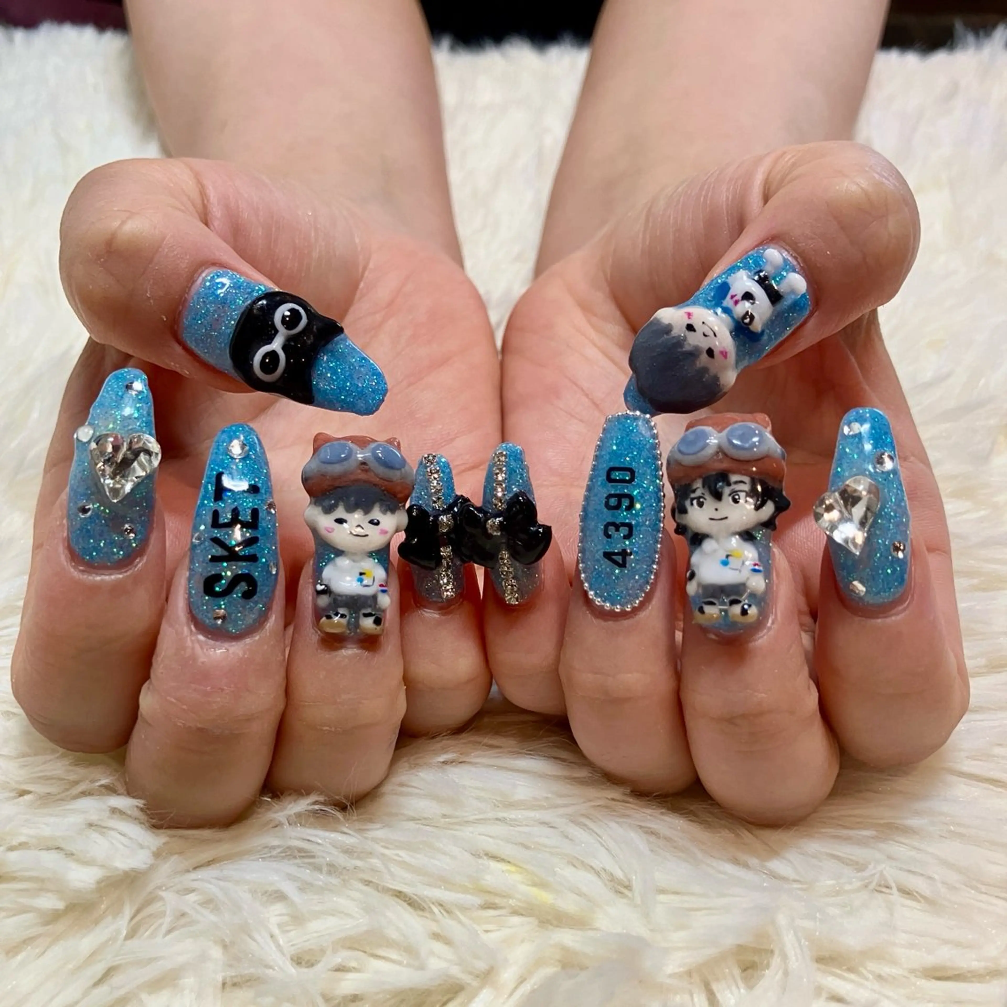 ネイル YURALINA sakiのネイルデザイン