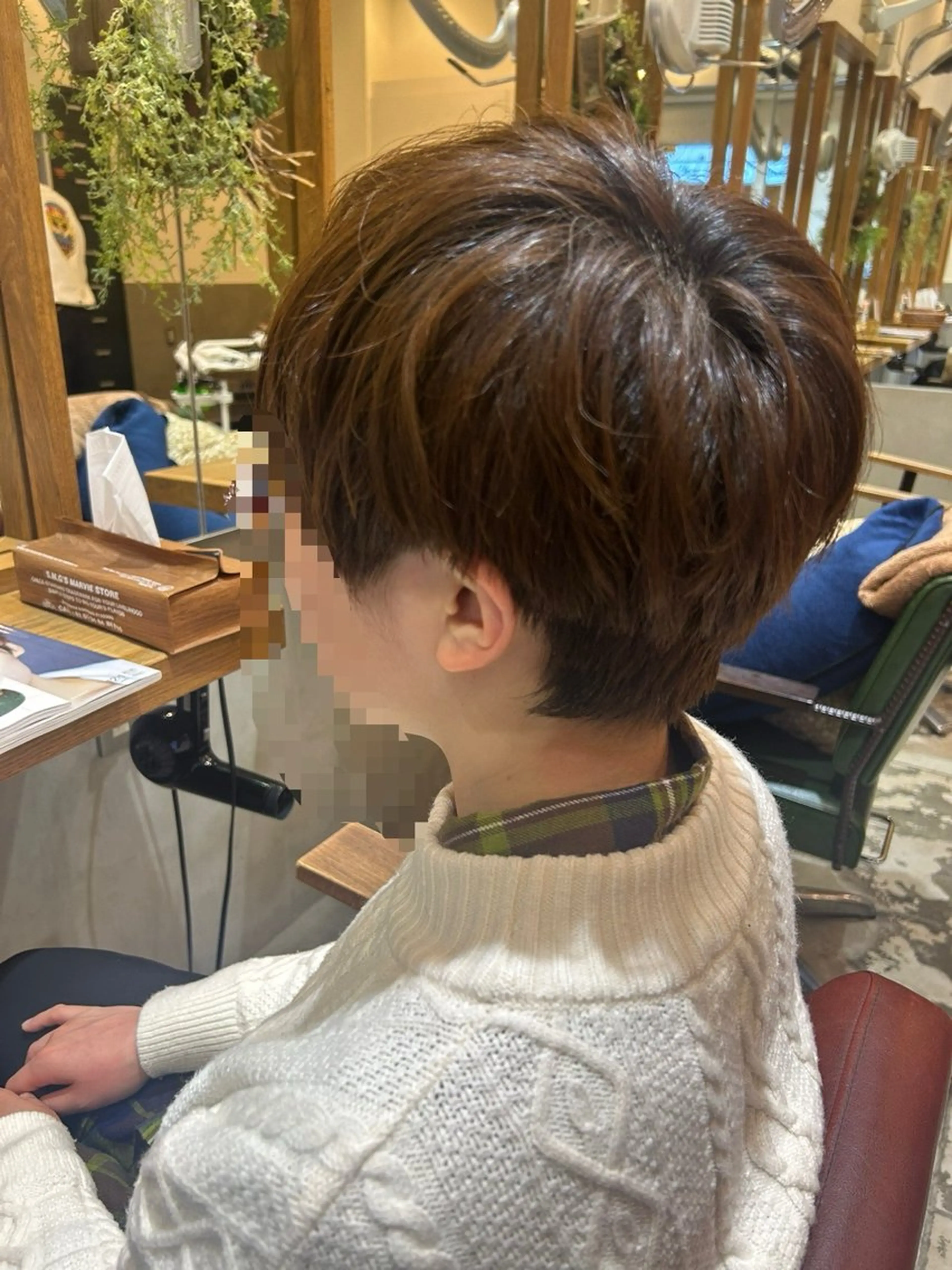 ショート カット 若狭 彩花のヘアスタイル