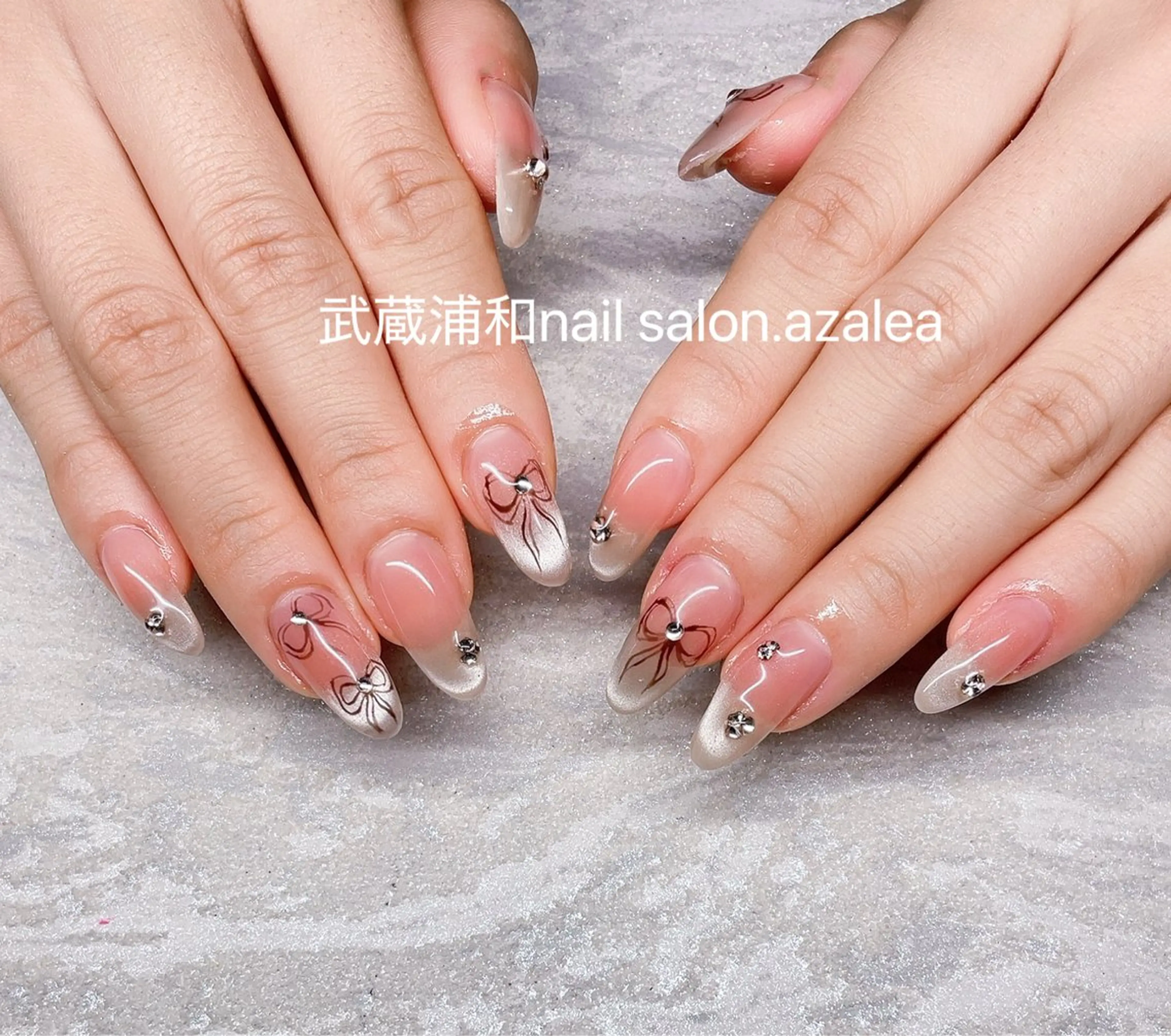 ネイル ハンドネイル R inのネイルデザイン