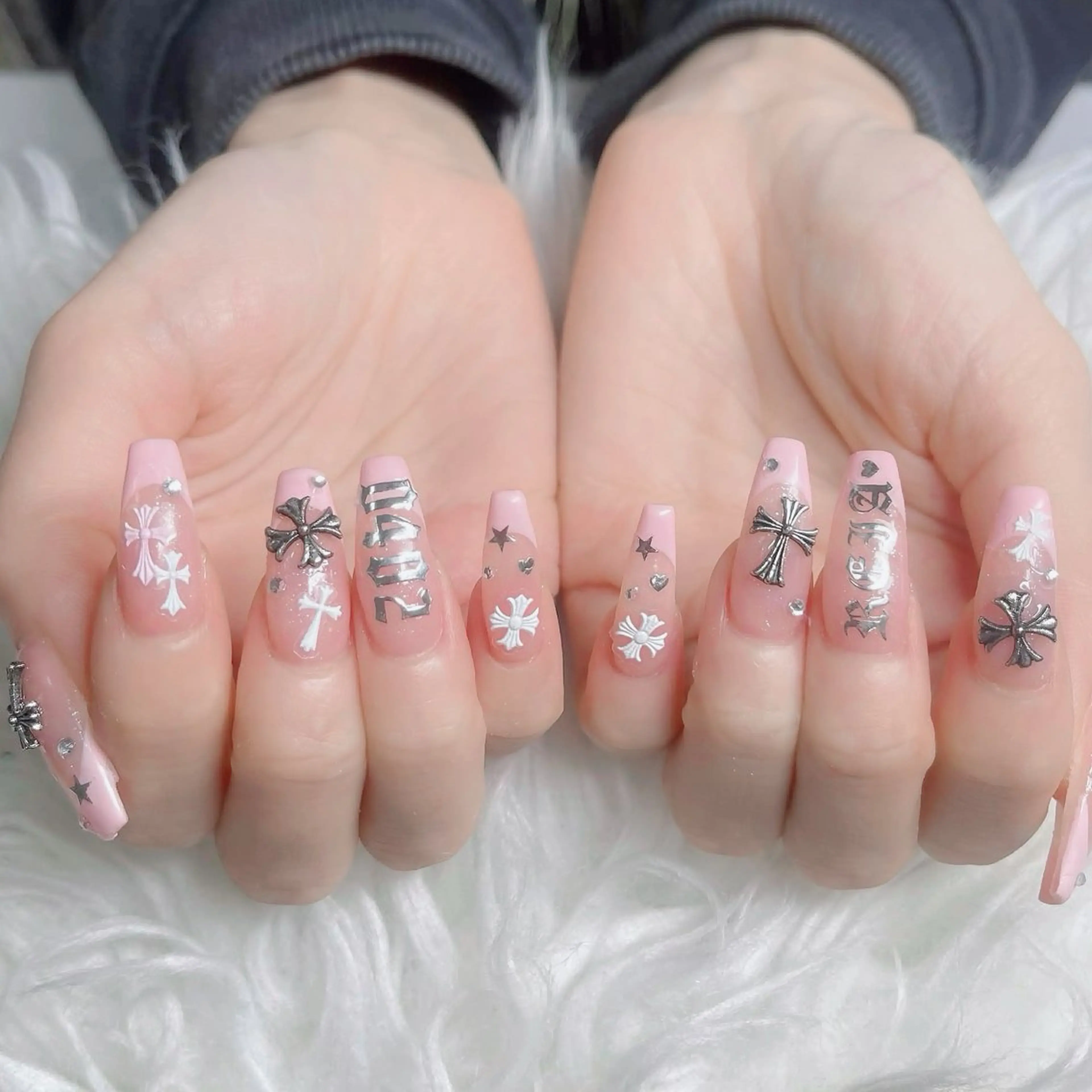 ネイル フットネイル フレンチネイル グラデーション 韓国ネイル ロングネイル ハンドネイル Hani Nail Salonのネイルデザイン