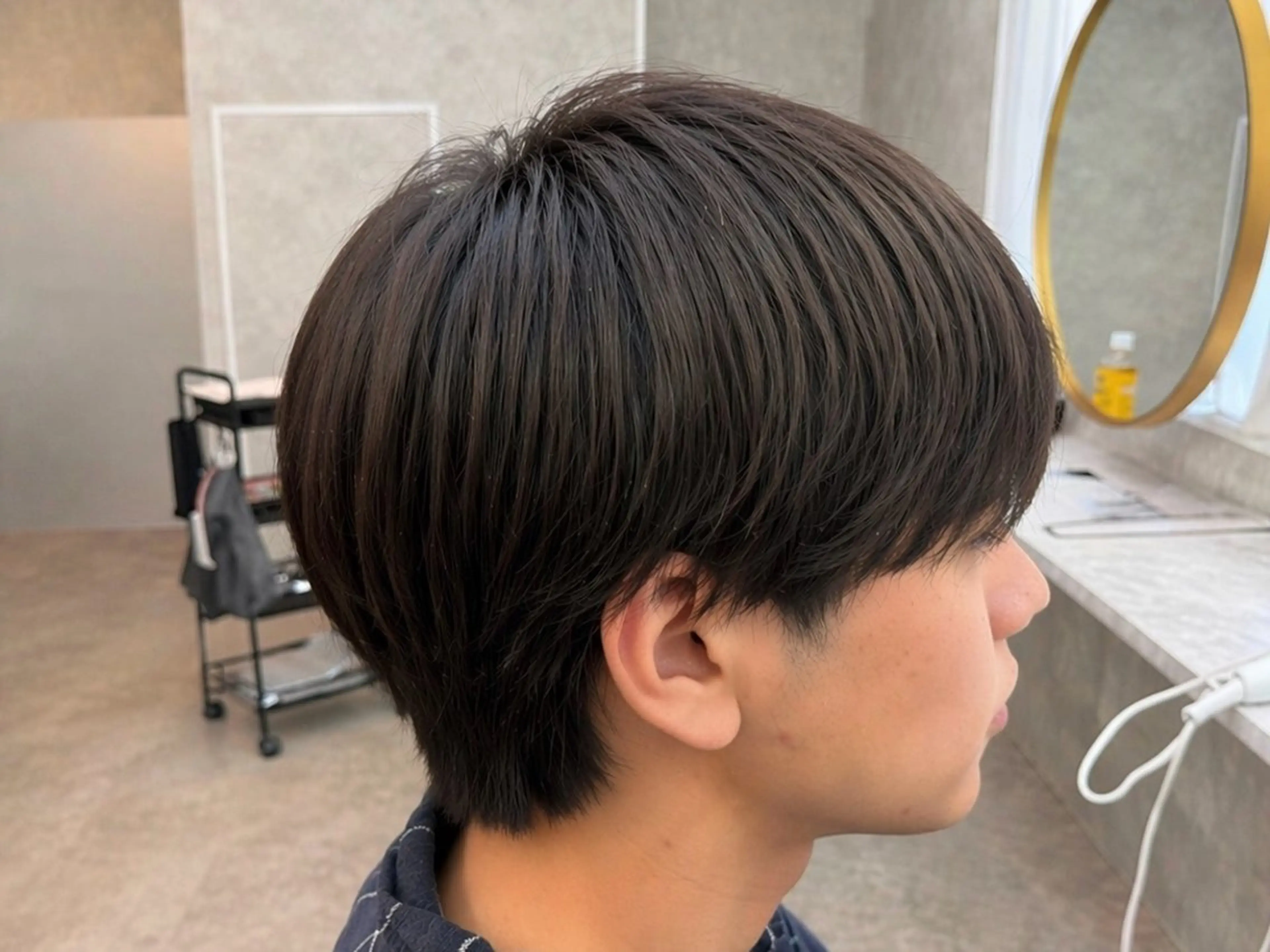 メンズ カット ニュアンスパーマ🌀 毛流れ🩶イザベラのヘアスタイル