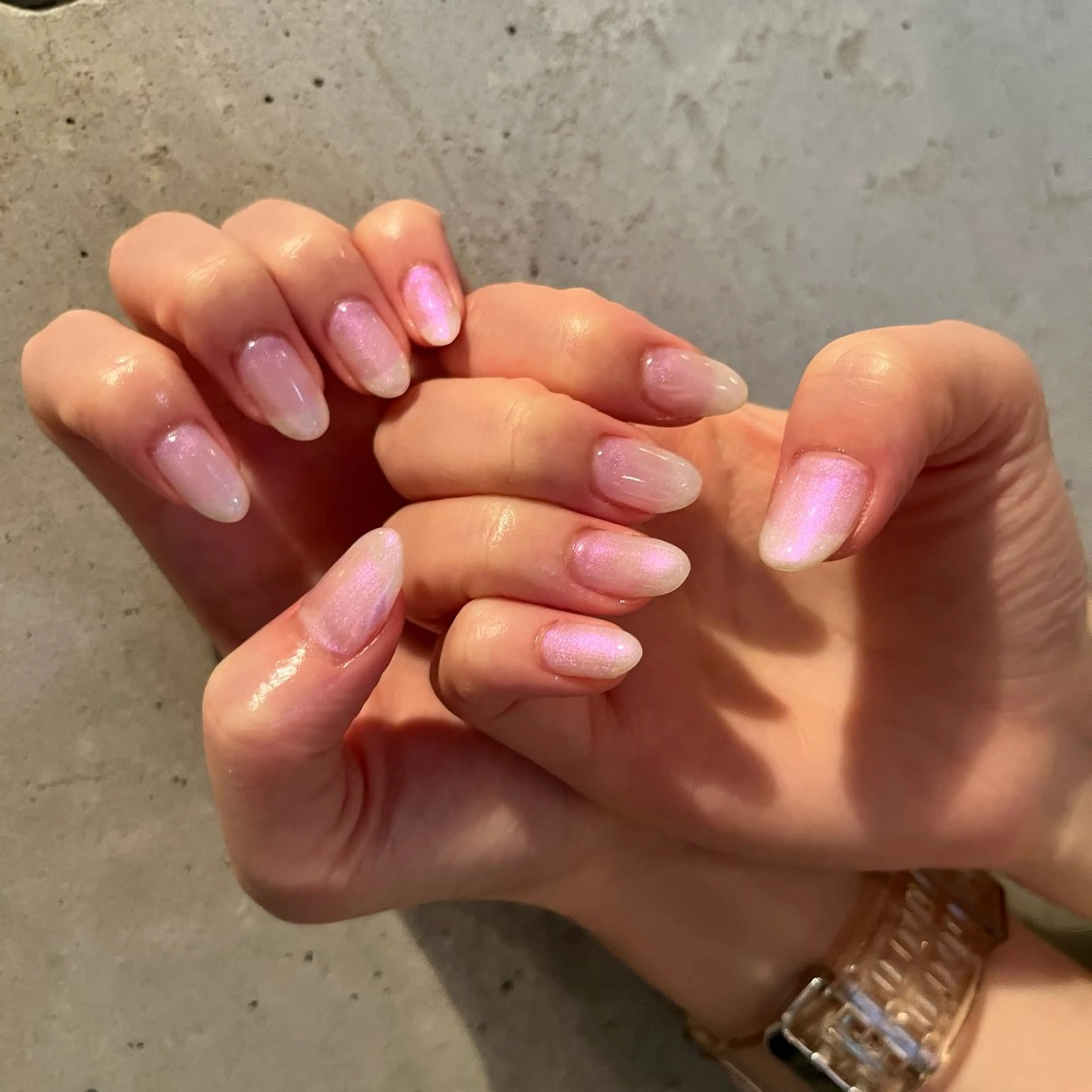 ネイル オーロラネイル ワンカラーネイル ハンドネイル DariL Ayaのネイルデザイン