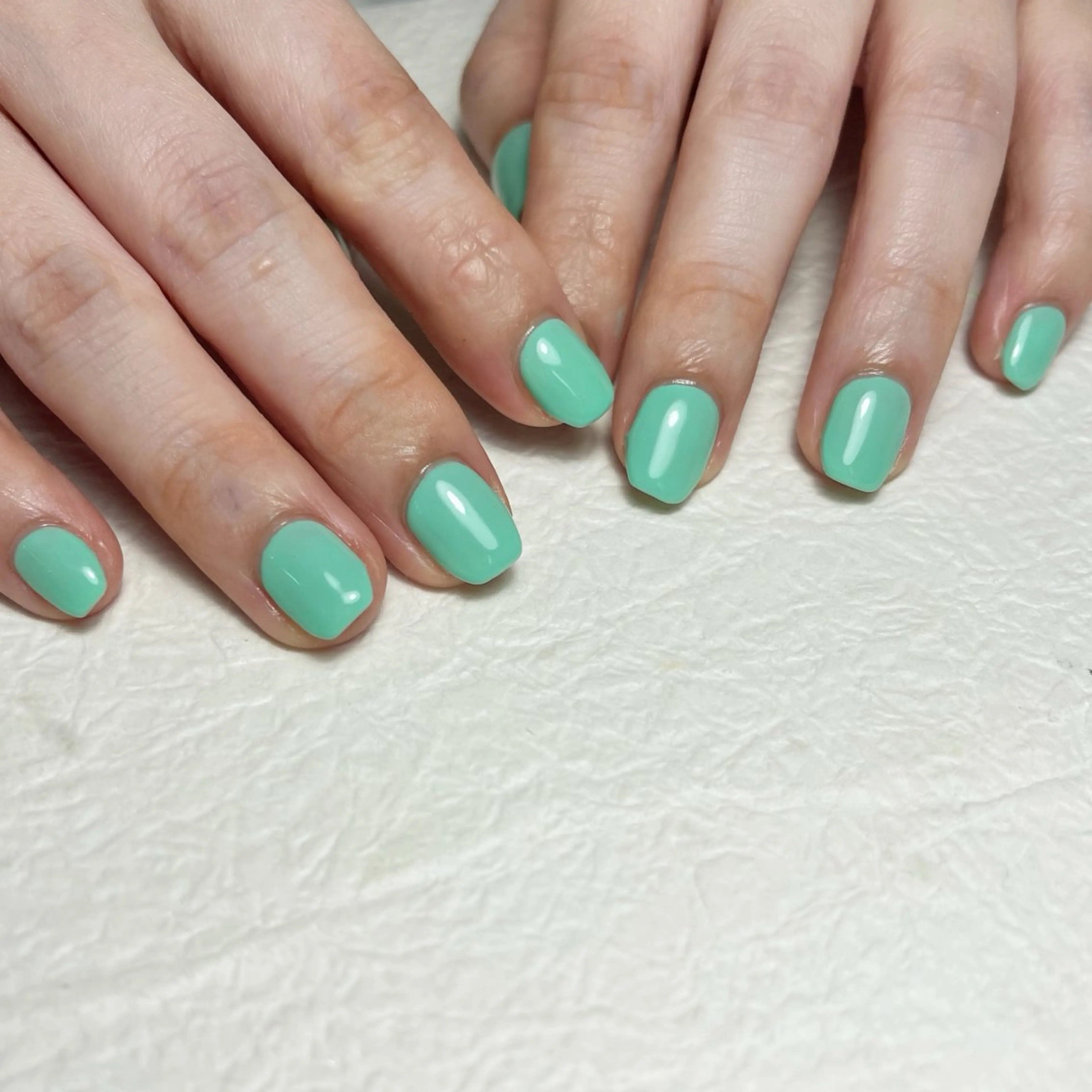 ネイル アートネイル フットネイル ジェルネイル グリーン キラキラネイル ハンドネイル Y nail なんば堀江店のネイルデザイン