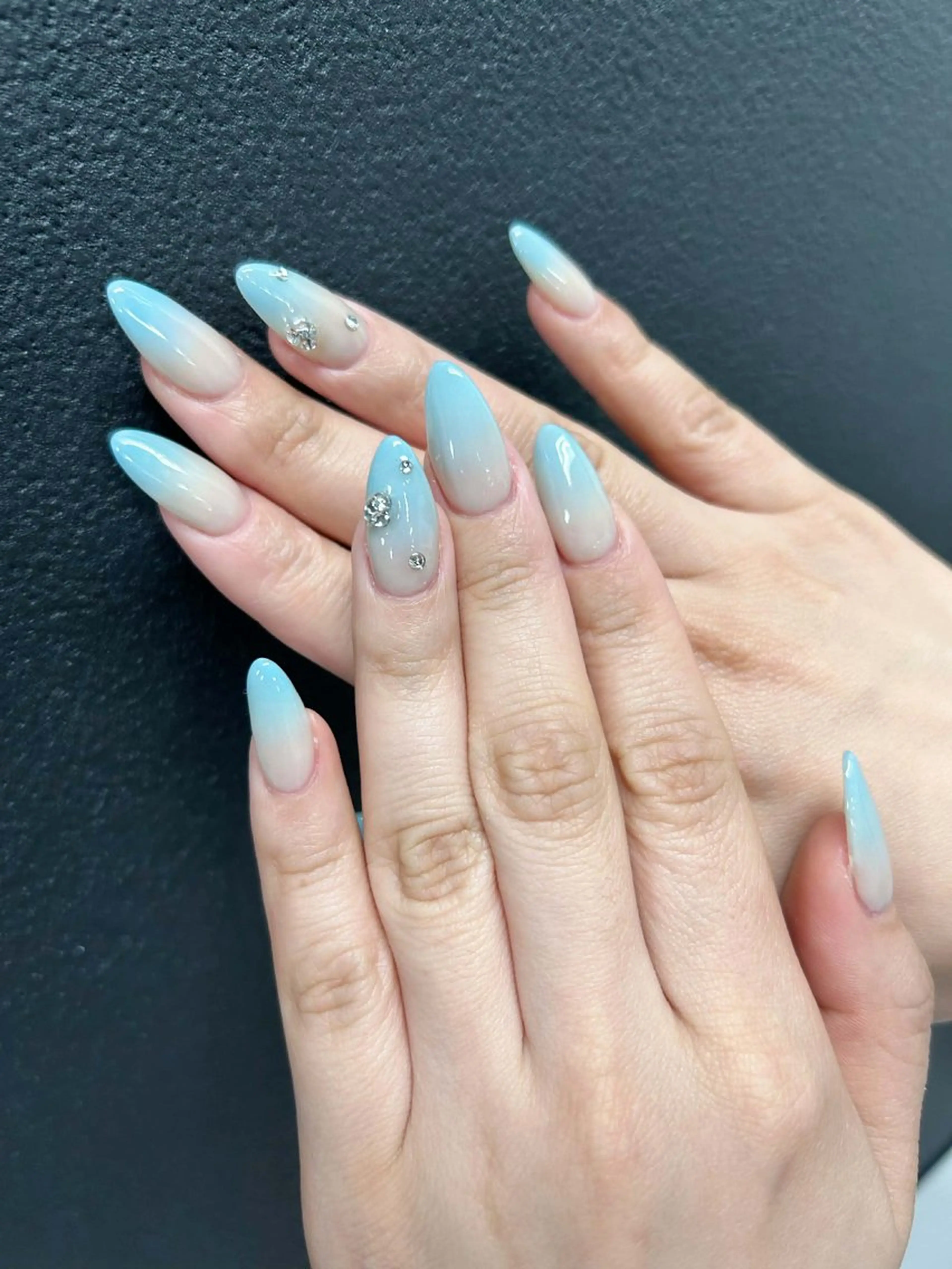 ネイル ハンドネイル Tini ANA.CHUOのネイルデザイン