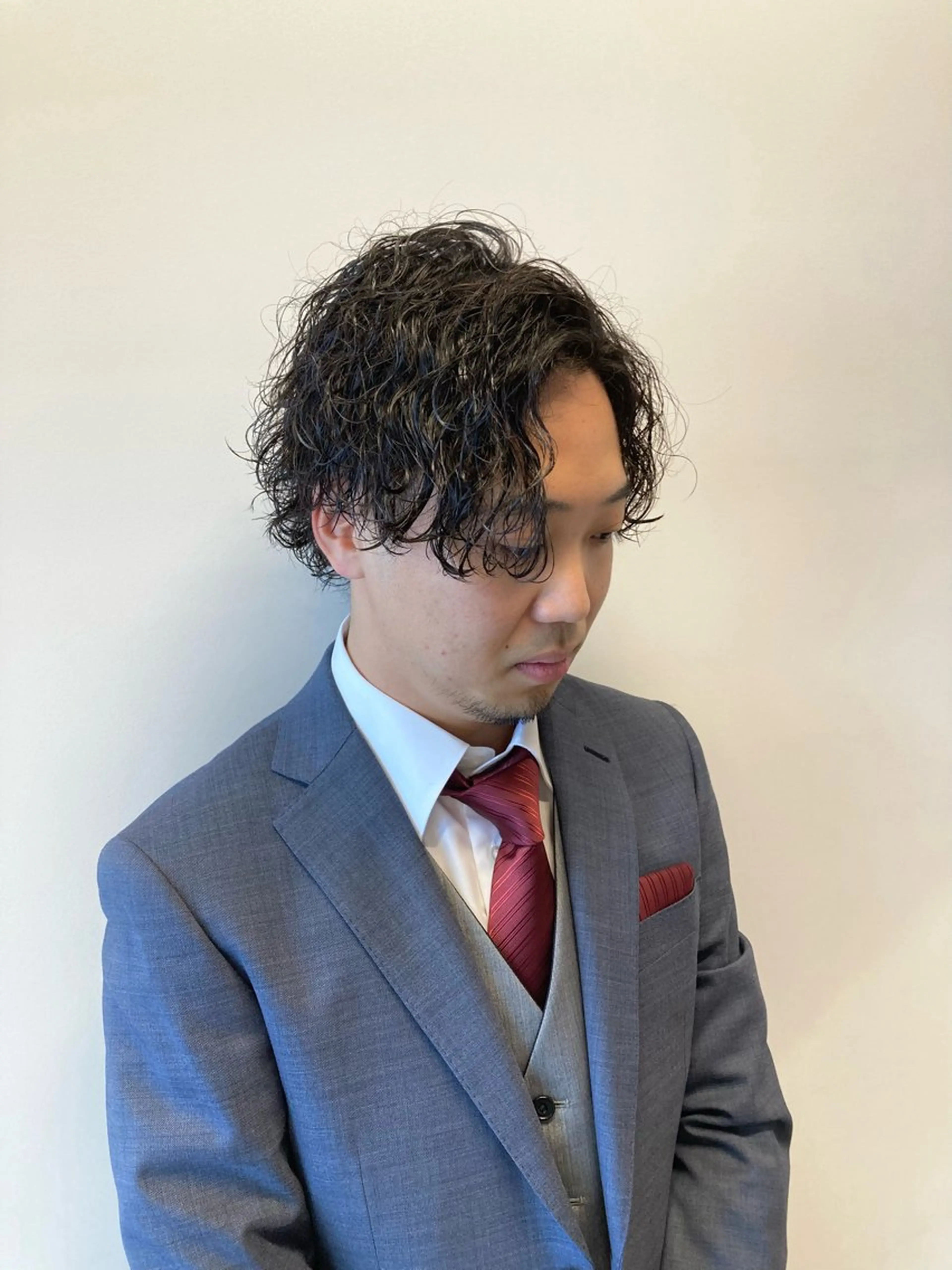 パーマ メンズ カット パーマ 透明感カラー レイヤー亀井唯登のヘアスタイル