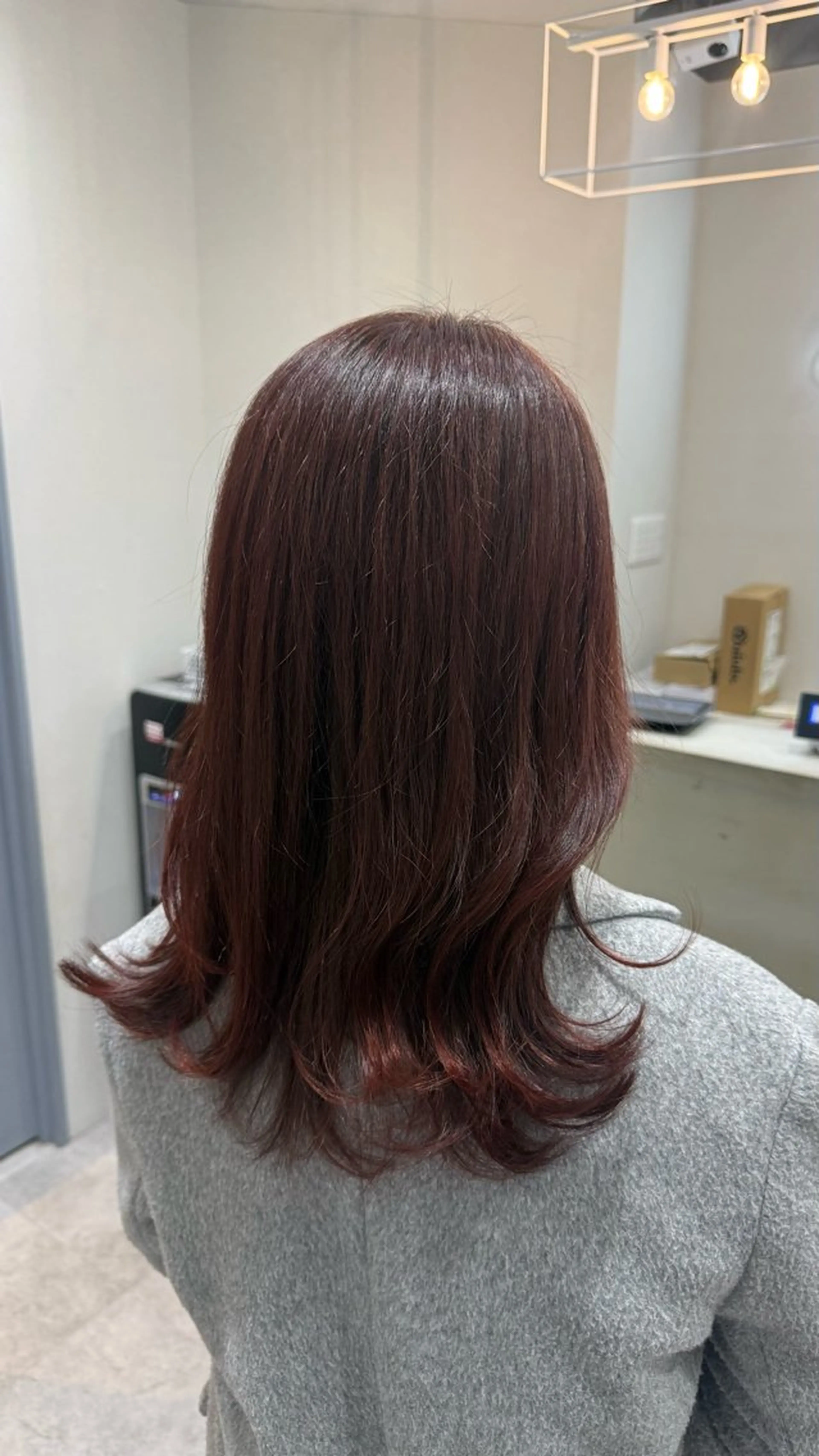 ミディアム カラー ブラウンカラー ピンクカラー ピンクブラウン カット ヘアカラー soyon 心斎橋店のヘアスタイル