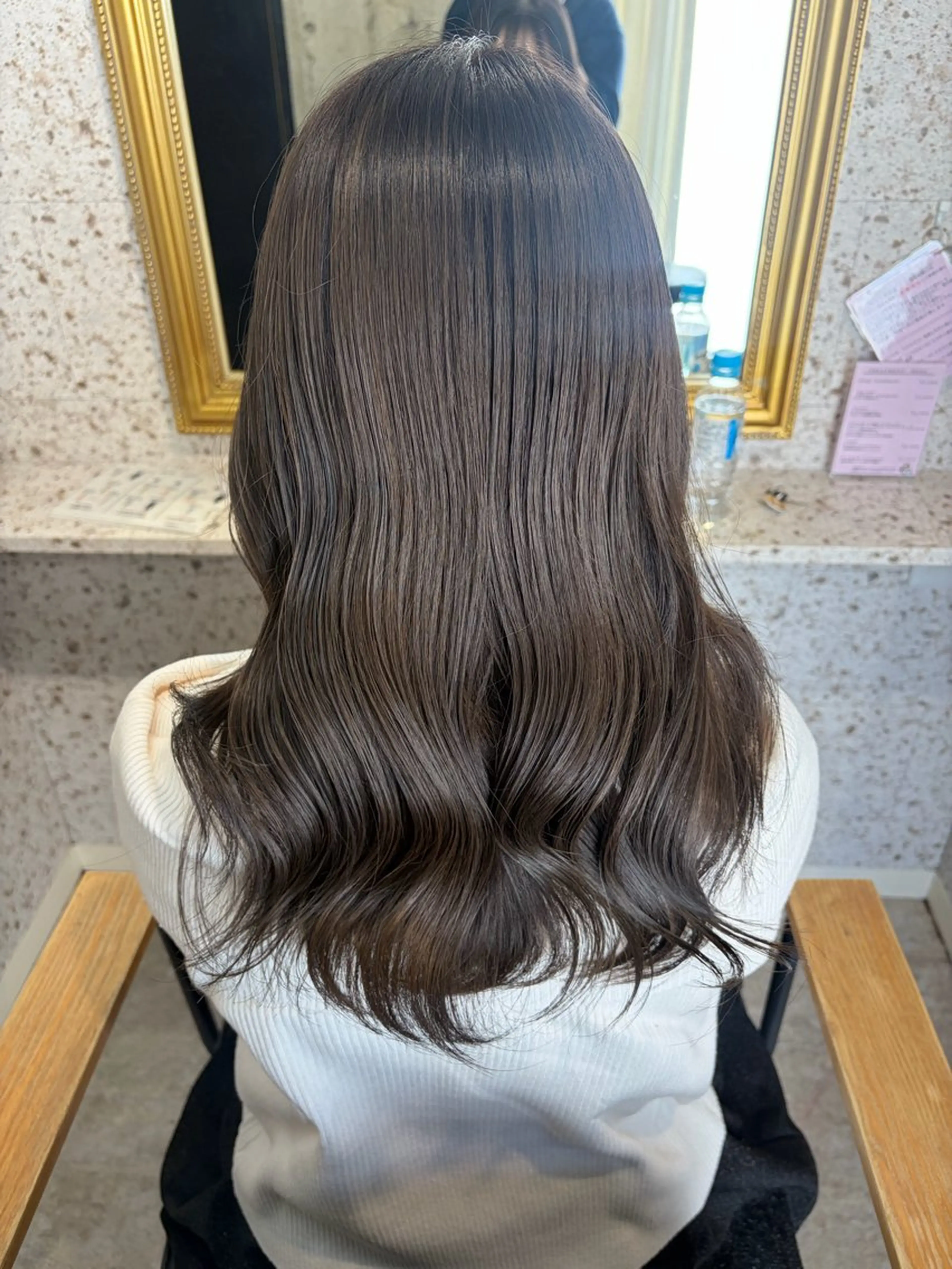 セミロング カラー グレージュ ヘアカラー トリートメント [lani ] konatsuのヘアスタイル