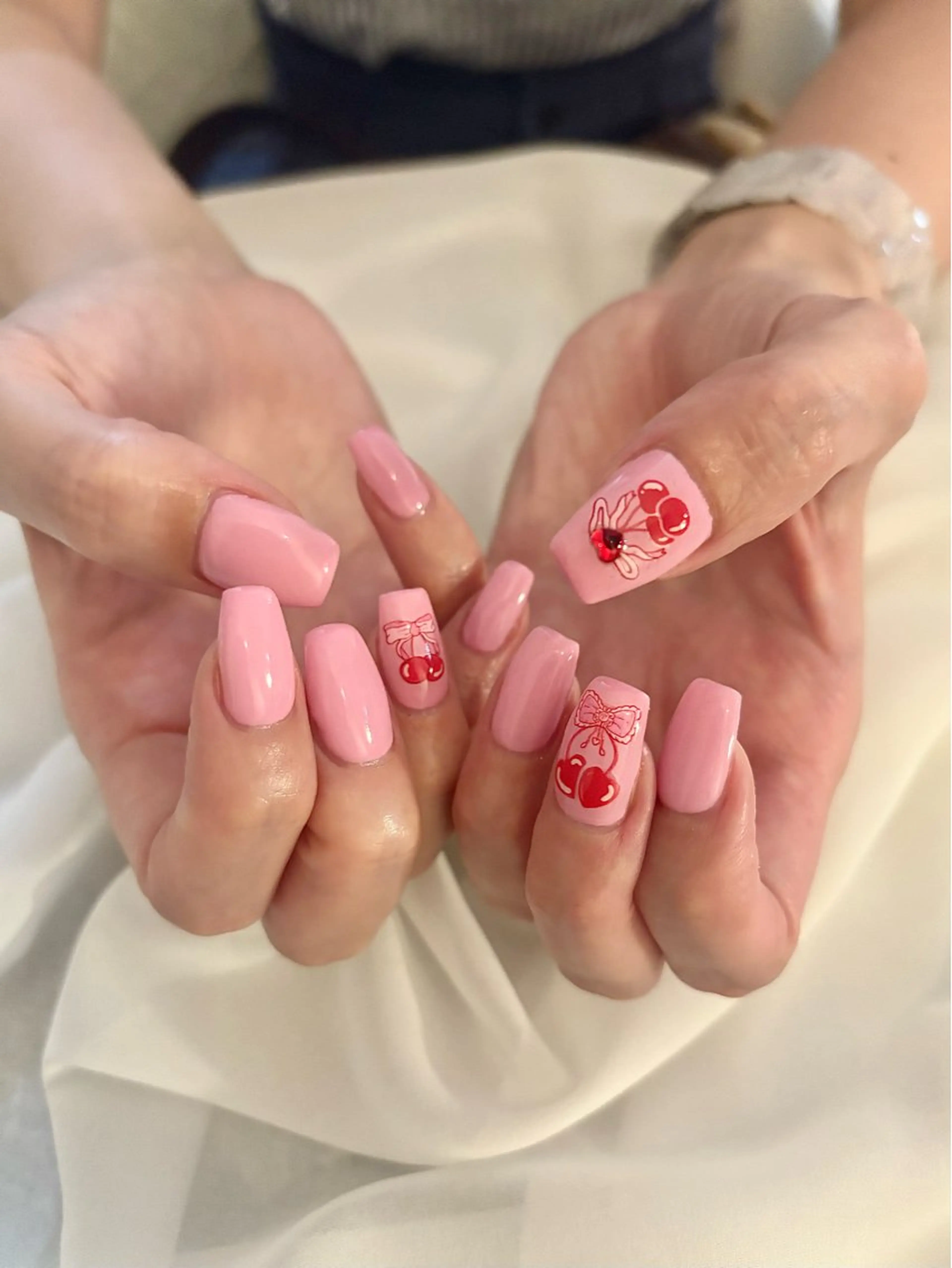 《hand/オフあり/なし》2/3本artの写真